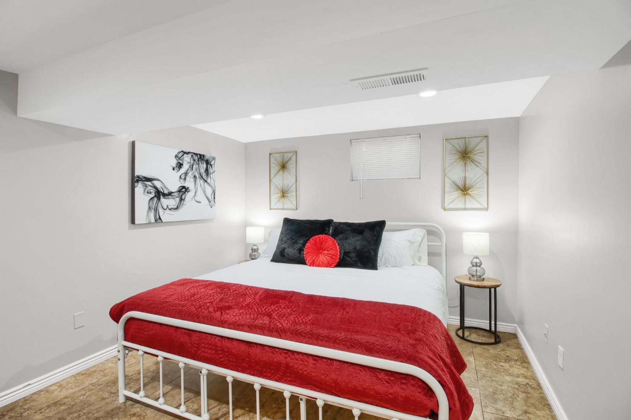 The Gem of Lakewood! - Property Image 5