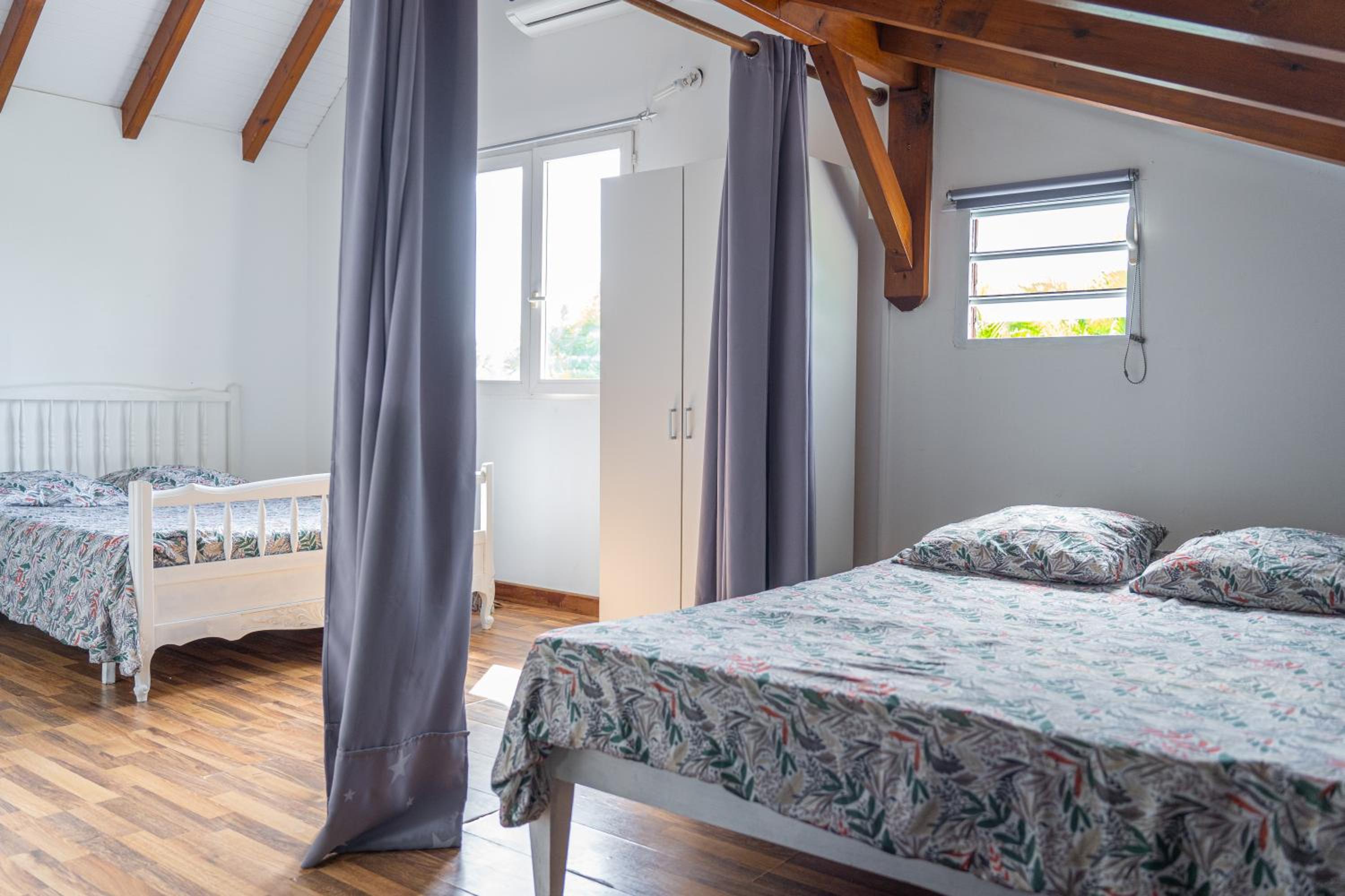 Photo 37