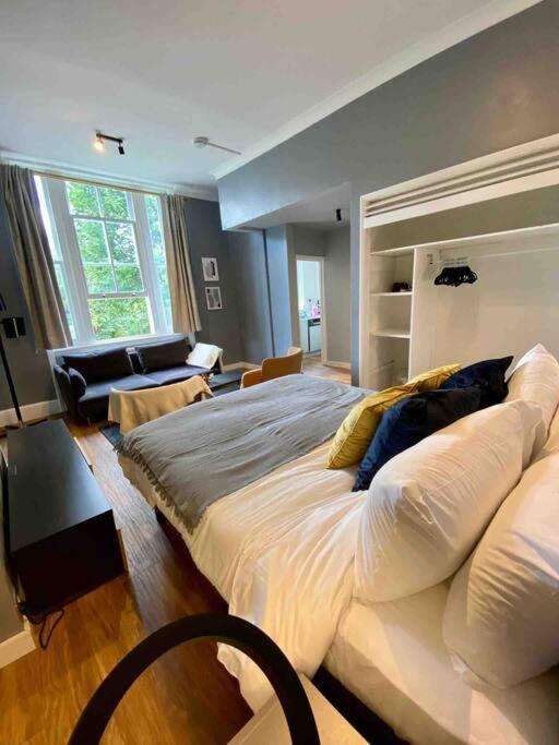 Stylish Studio near Regents Park n6