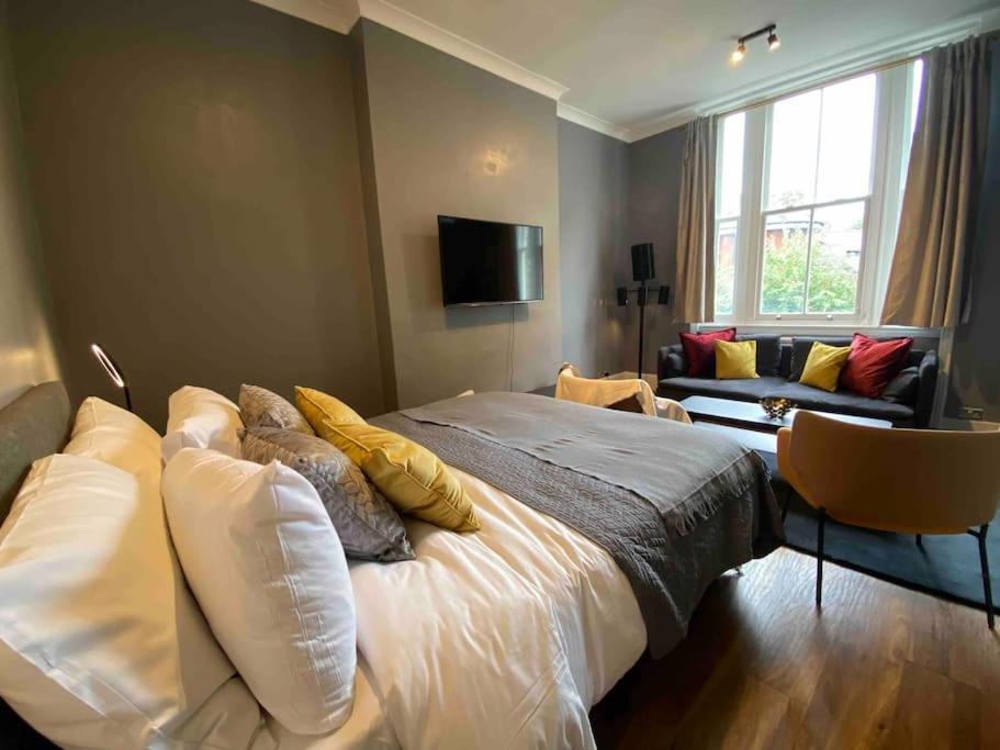 Stylish Studio near Regents Park n6