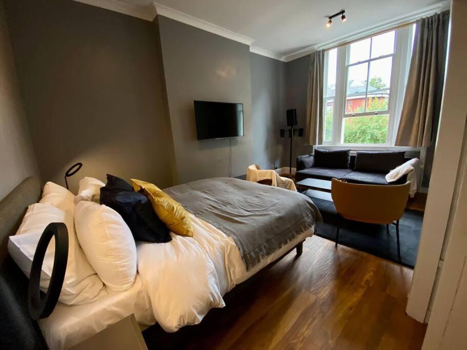 Stylish Studio near Regents Park n6