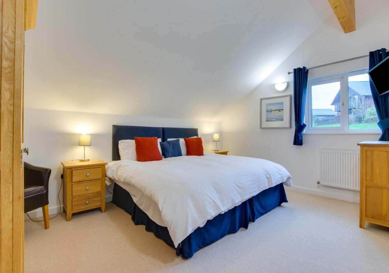4 Bed in St Columb oc-p00433