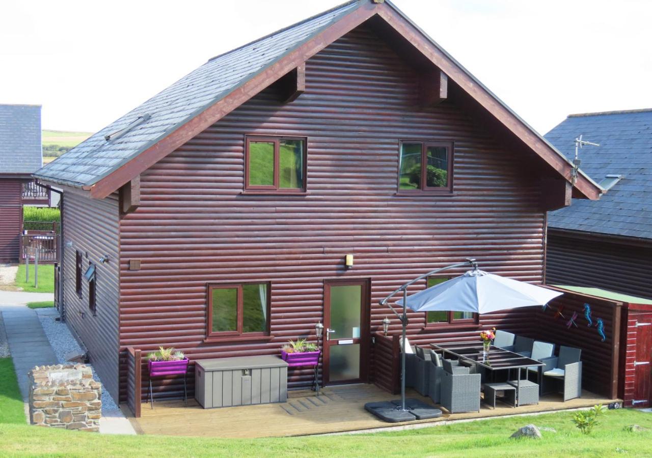 4 Bed in St Columb oc-p00433
