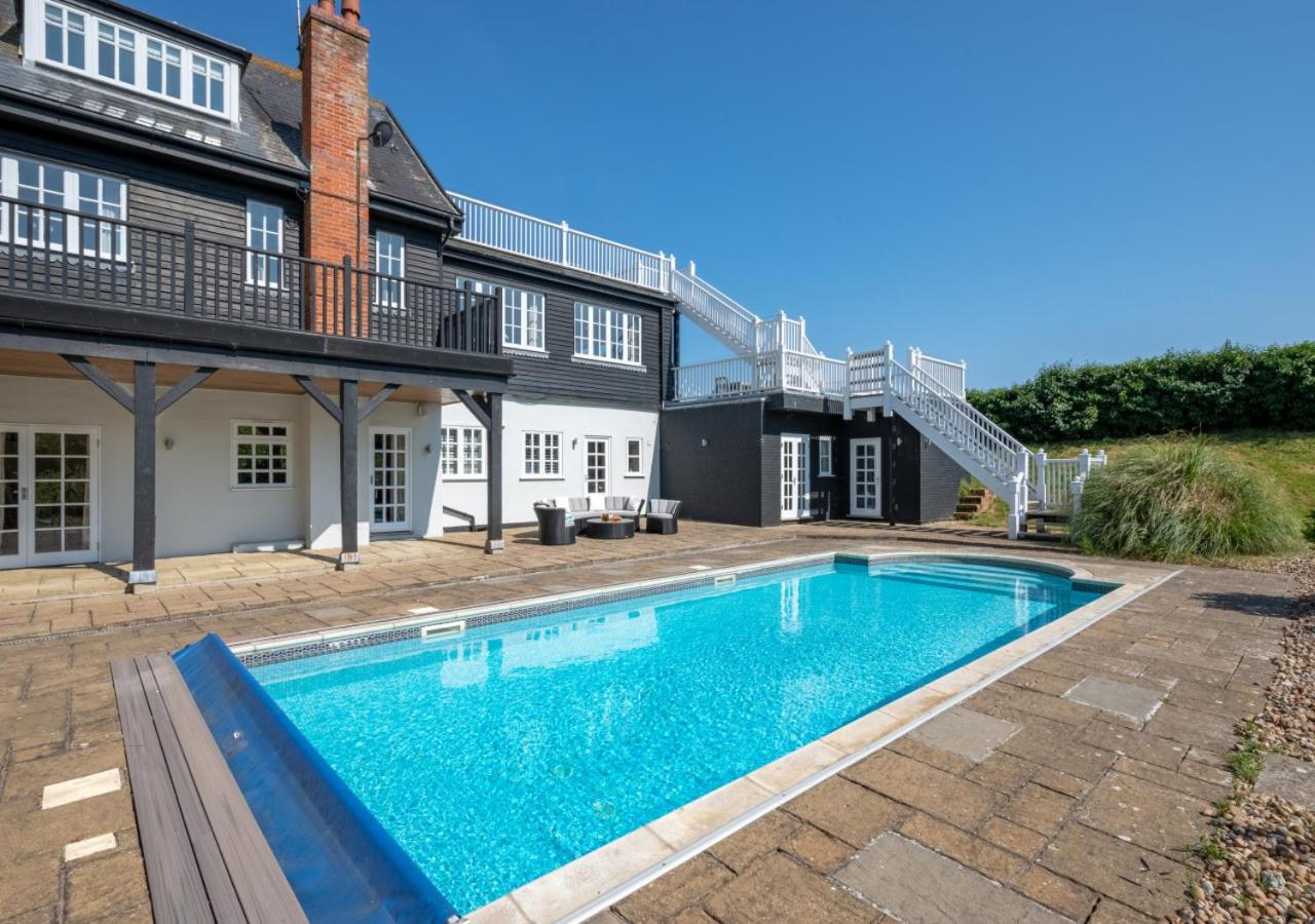 5 Bed in Orford oc-pav