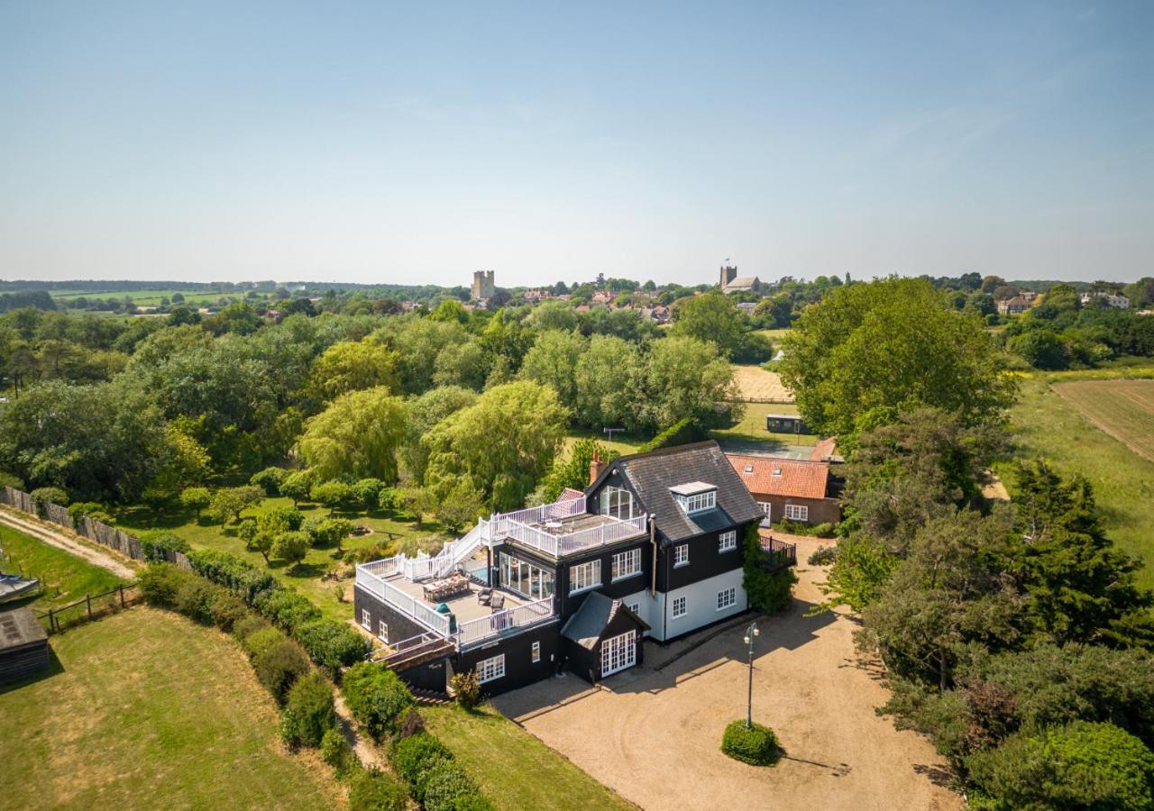5 Bed in Orford oc-pav