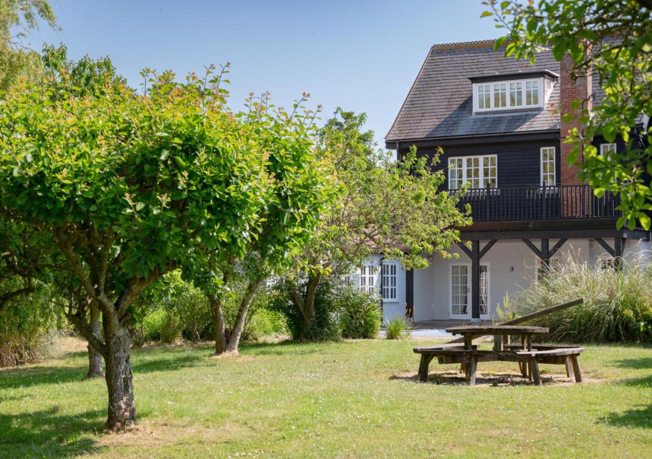 5 Bed in Orford oc-pav