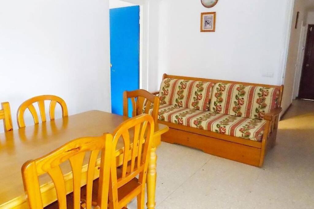 Apartsalou Malvinas