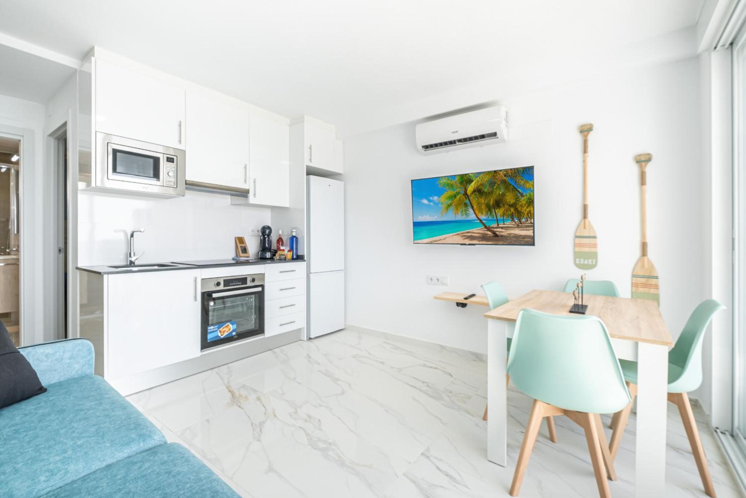Eurotennis 4 Paradise Beach Apartments