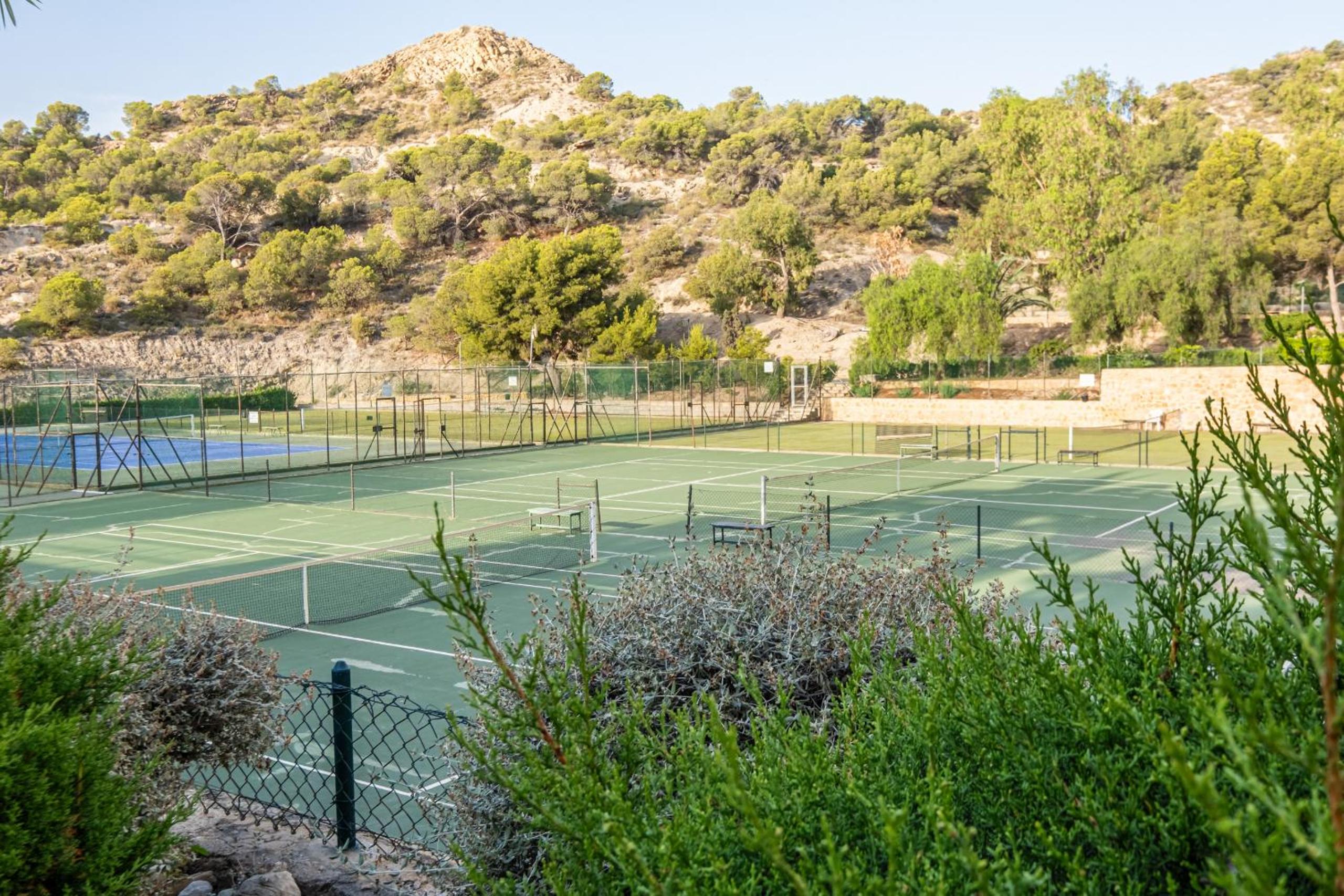 Eurotennis 4 Paradise Beach Apartments