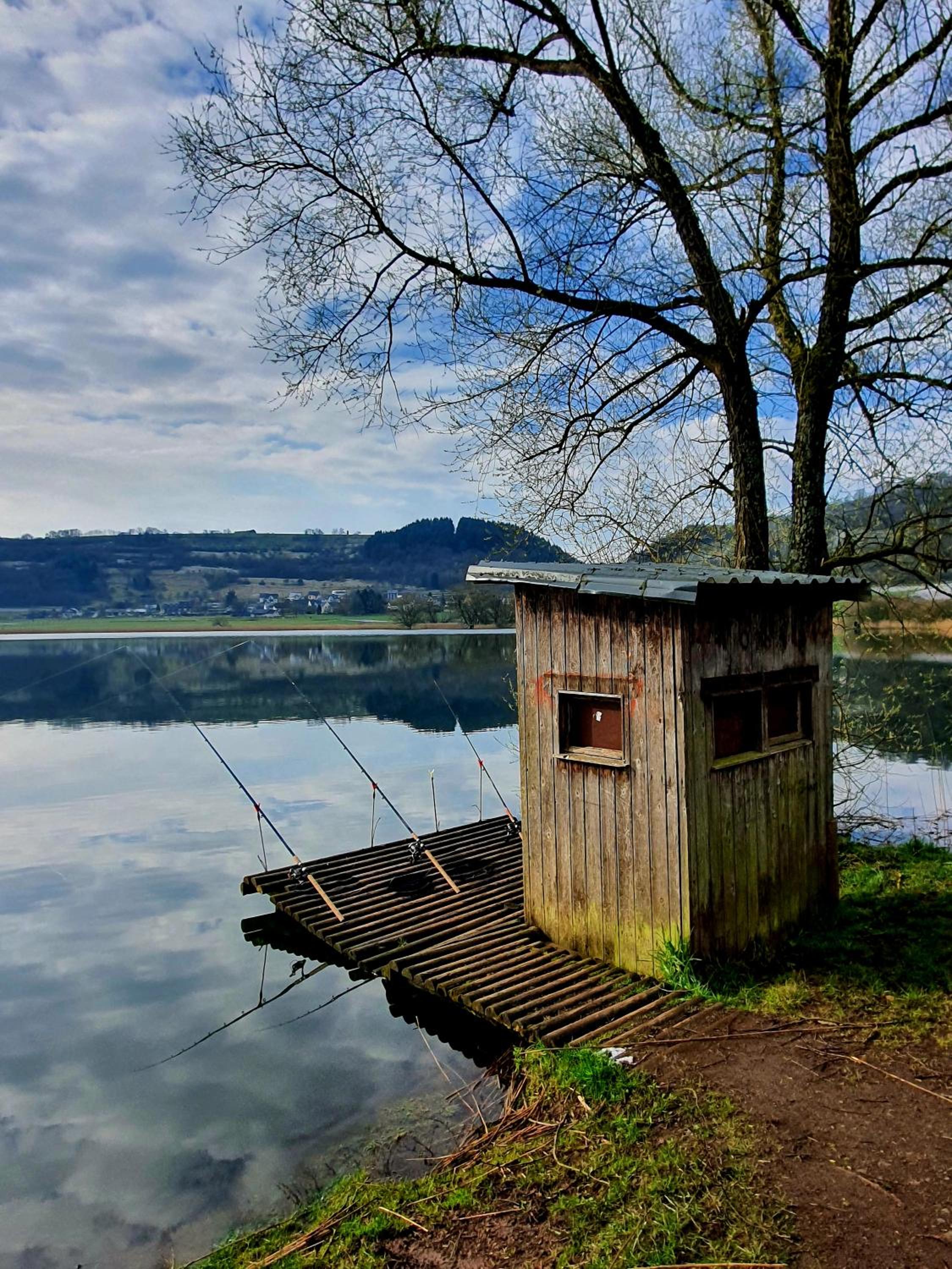 Romantic and Cosy Studio with Lake View in Meerfeld Eifel Region
