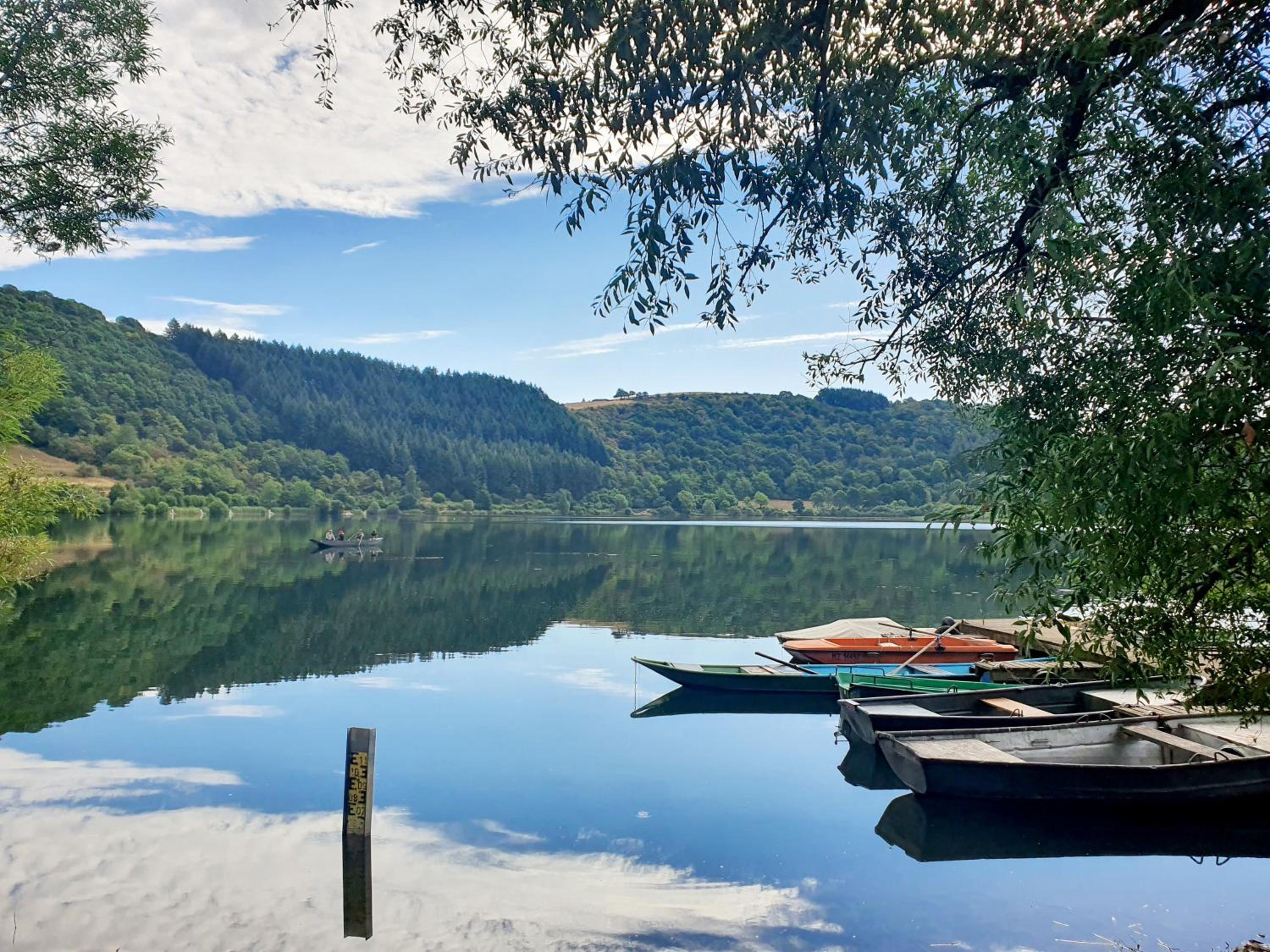 Romantic and Cosy Studio with Lake View in Meerfeld Eifel Region