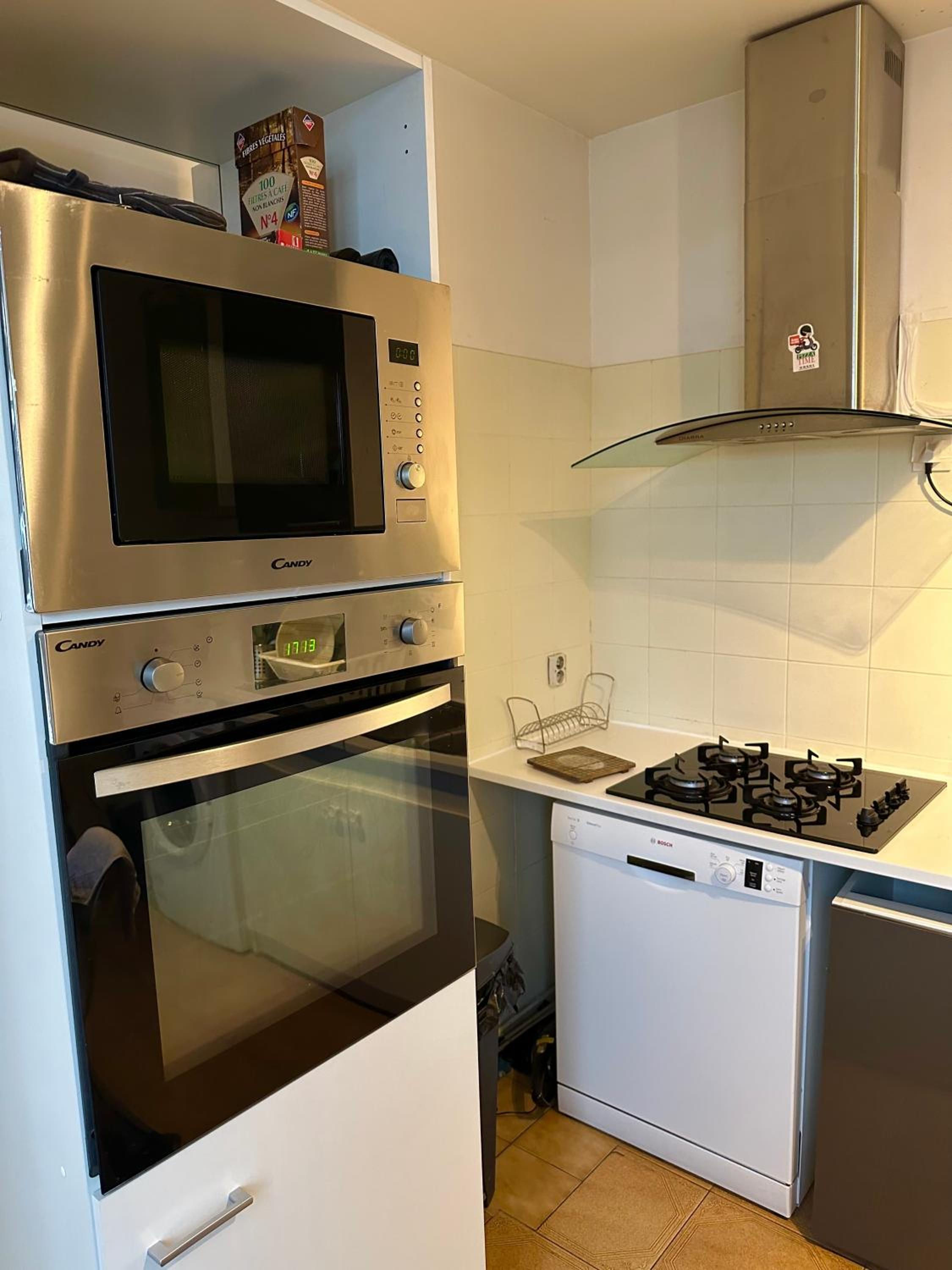Aubervilliers maison de ville près métro 7 by immo kit bnb