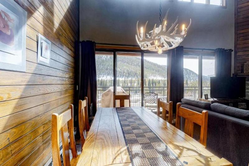 2 Bedroom Montezuma Condo At Lakeside Village - Shuttle To Slopes! view 5