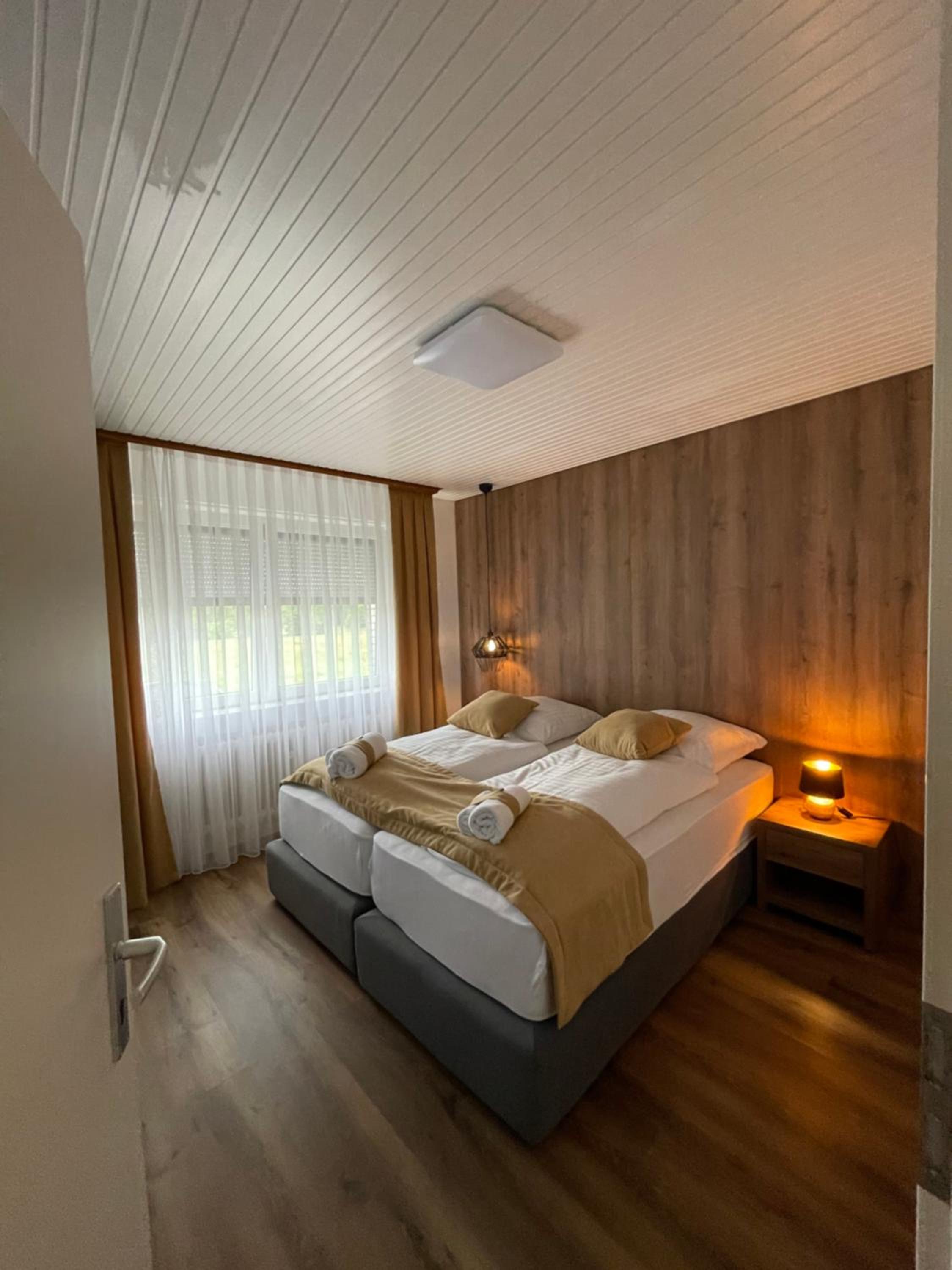 Ferienwohnung E