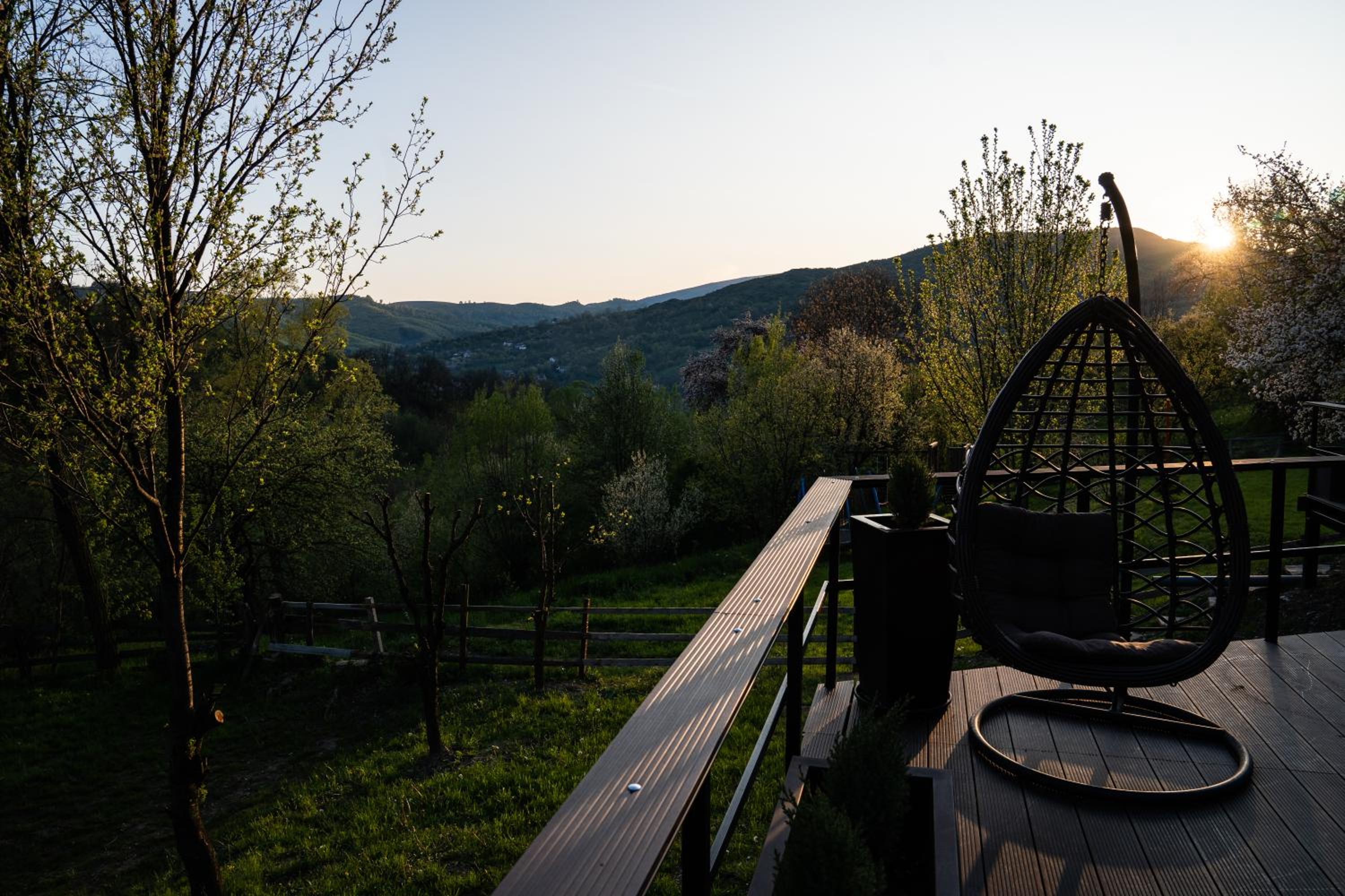 Forest House Doftana