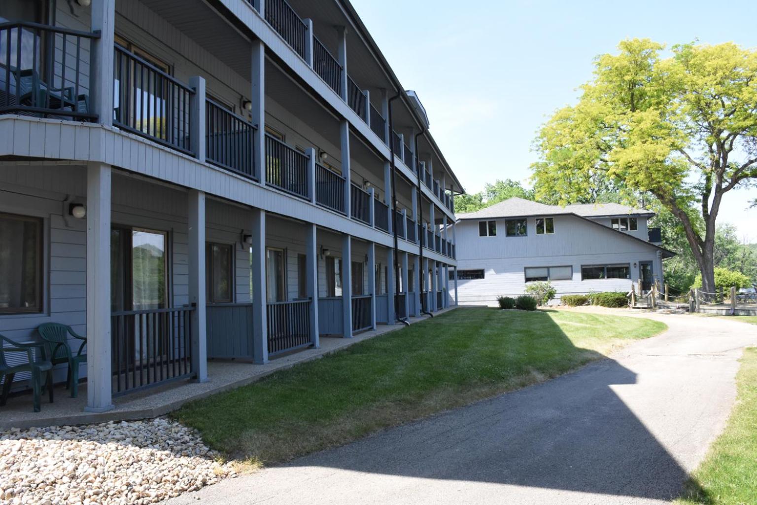 Paddle Wheel Inn, Bild 28