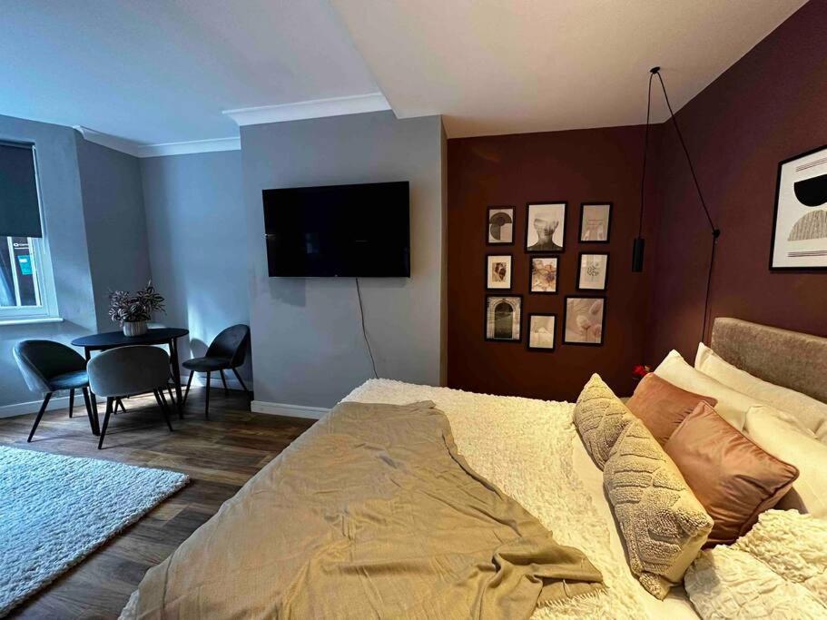 Family Studio-flat near Regents Park n1