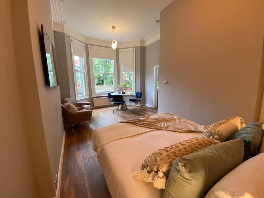 Stylish Studio for 3 near Regents Park n4