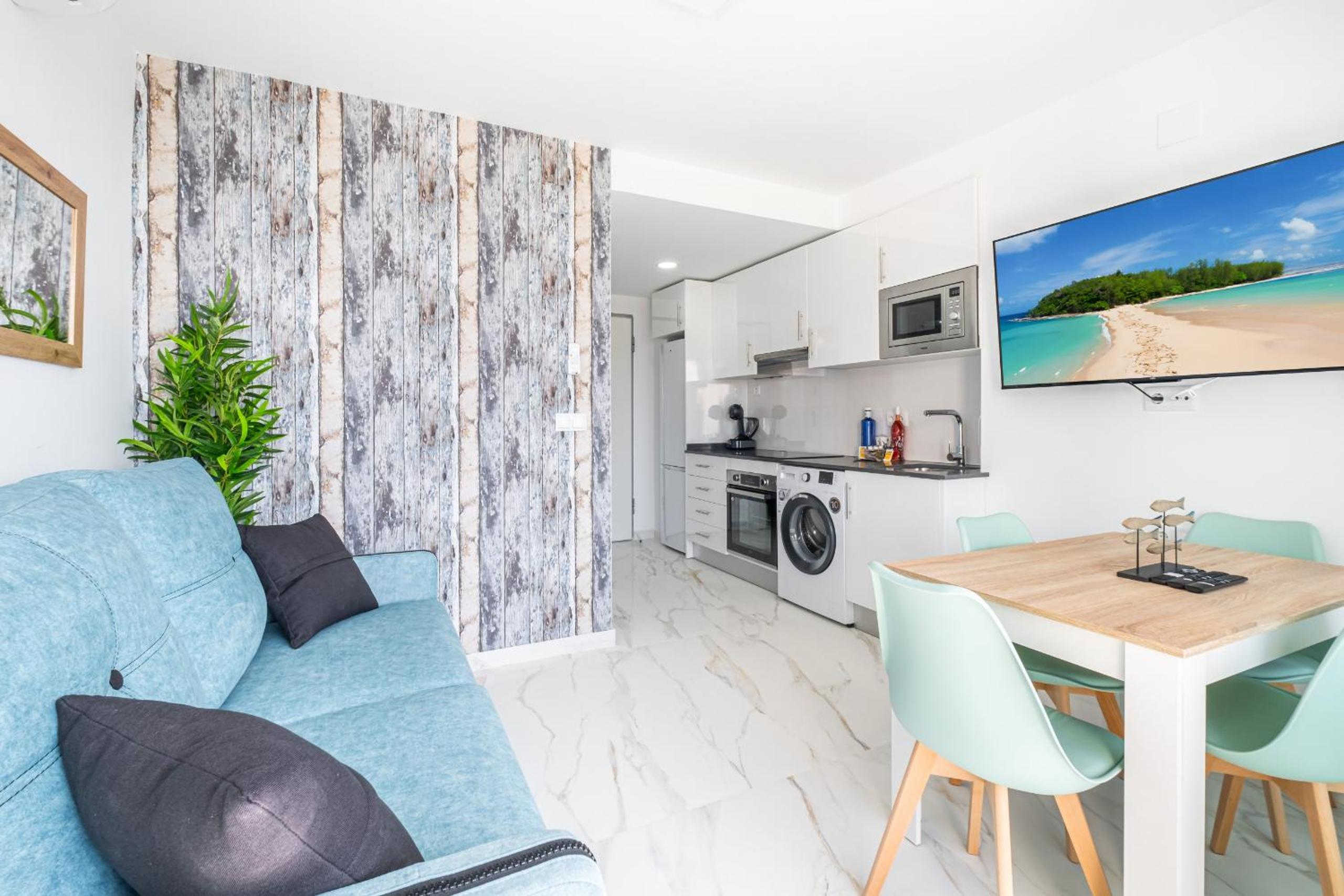 Eurotennis 4 Paradise Beach Apartments