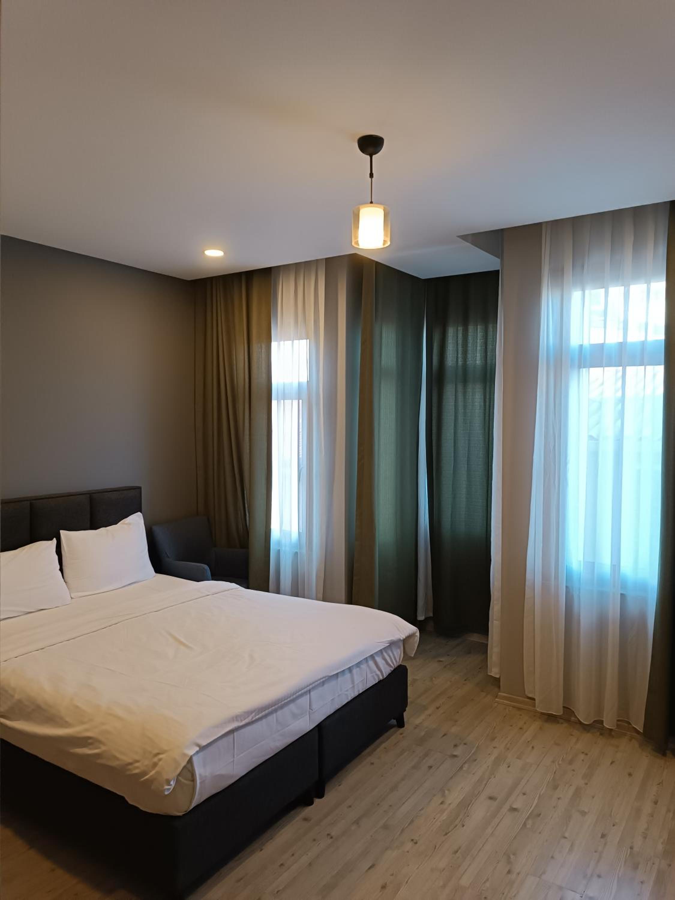 Ore Pera Suites - Image 99