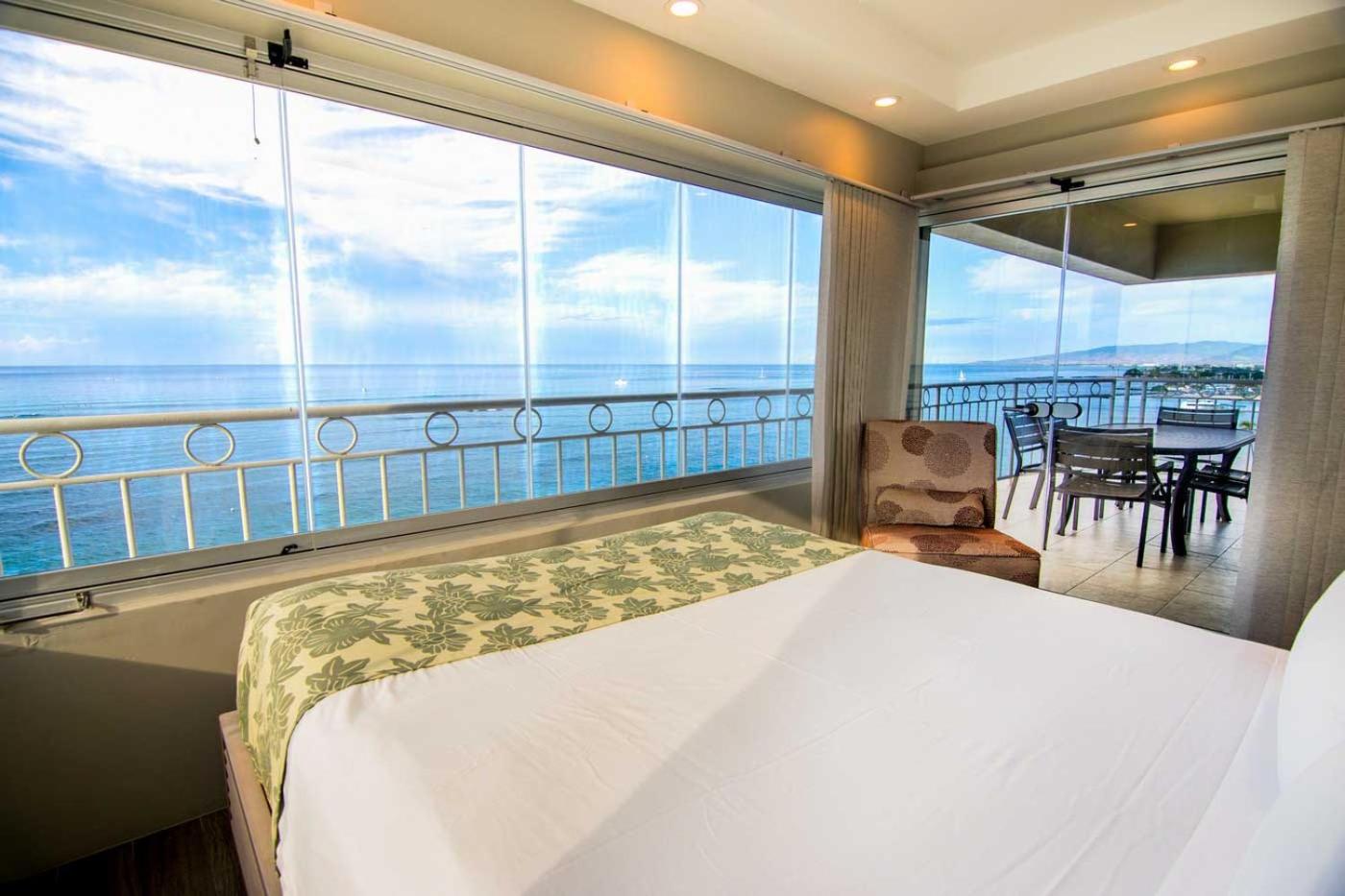 Waikiki Shore by OUTRIGGER - Select Your Unit view 3