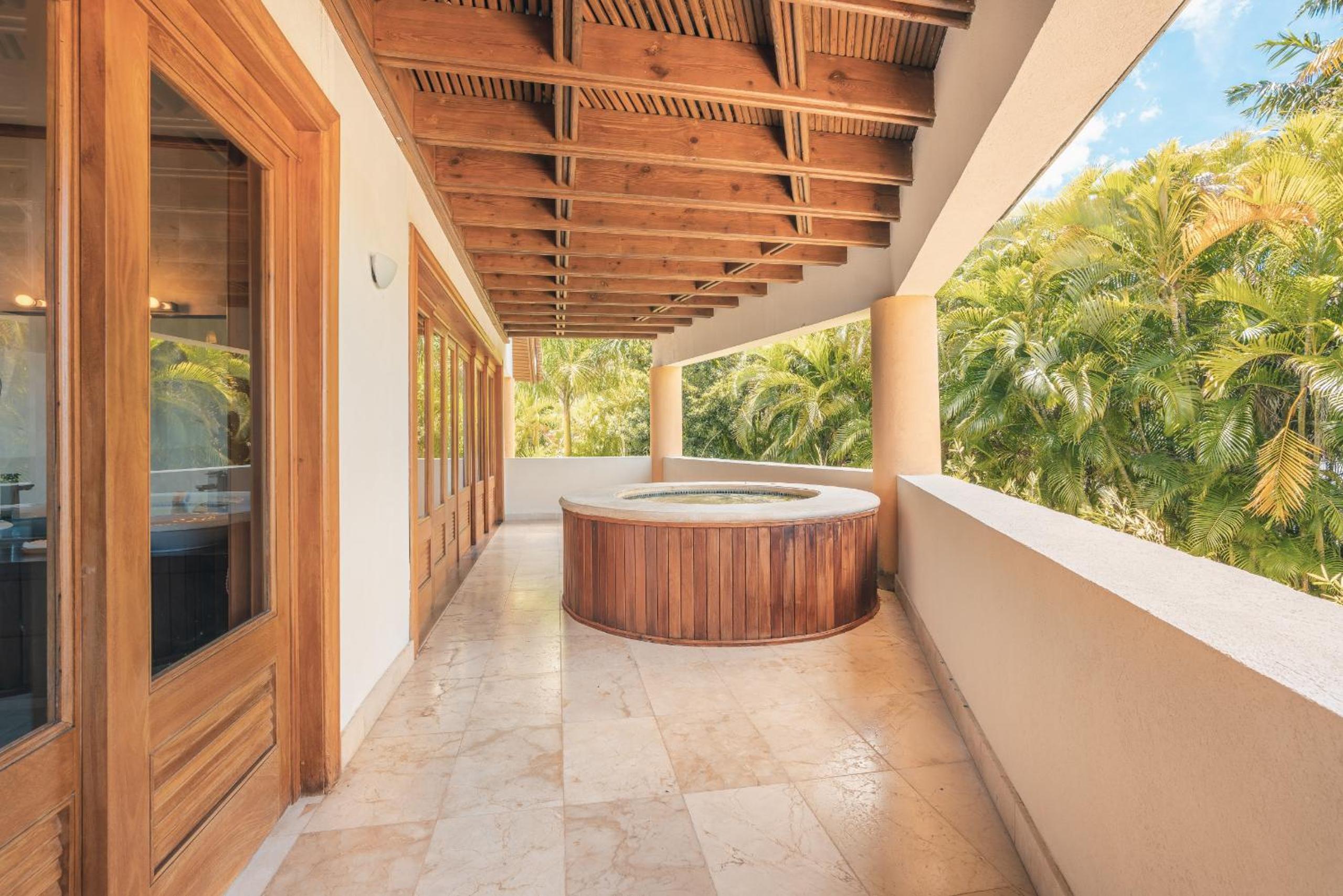 Instant booking with style at Colinas Casa de Campo