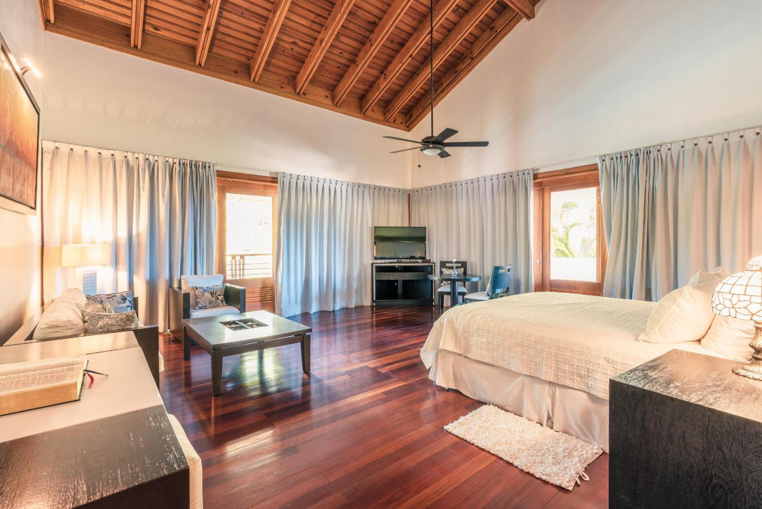 Instant booking with style at Colinas Casa de Campo