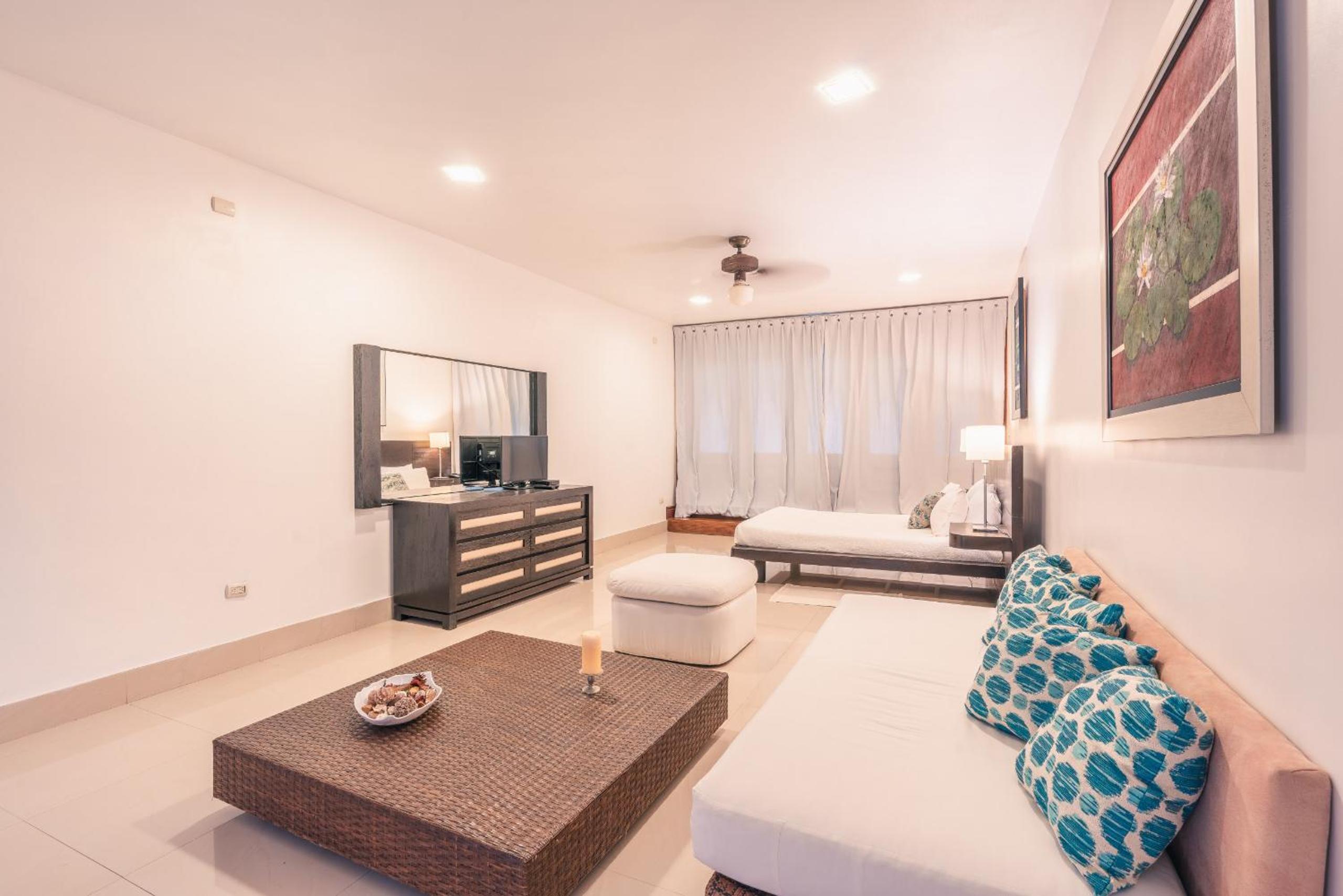 Instant booking with style at Colinas Casa de Campo