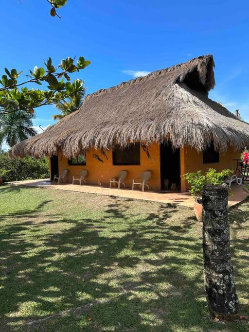 increible casa de campo con piscina y jacuzzi!