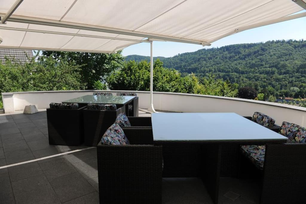 Luxury Villa close to Zürich /View/Sauna/Garden