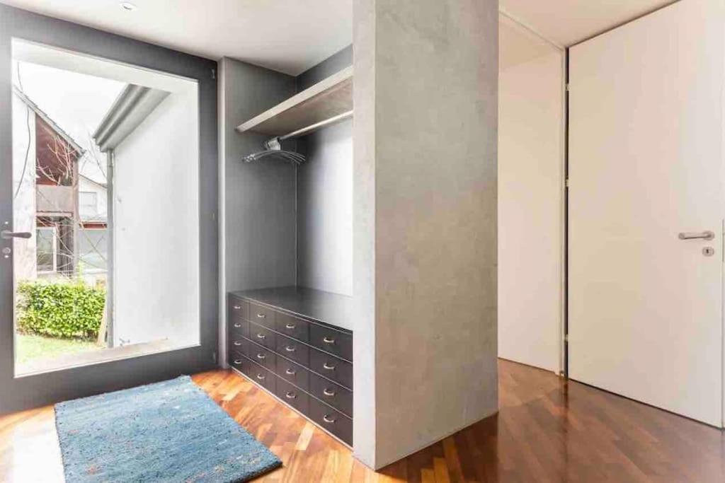 Luxury Villa close to Zürich /View/Sauna/Garden