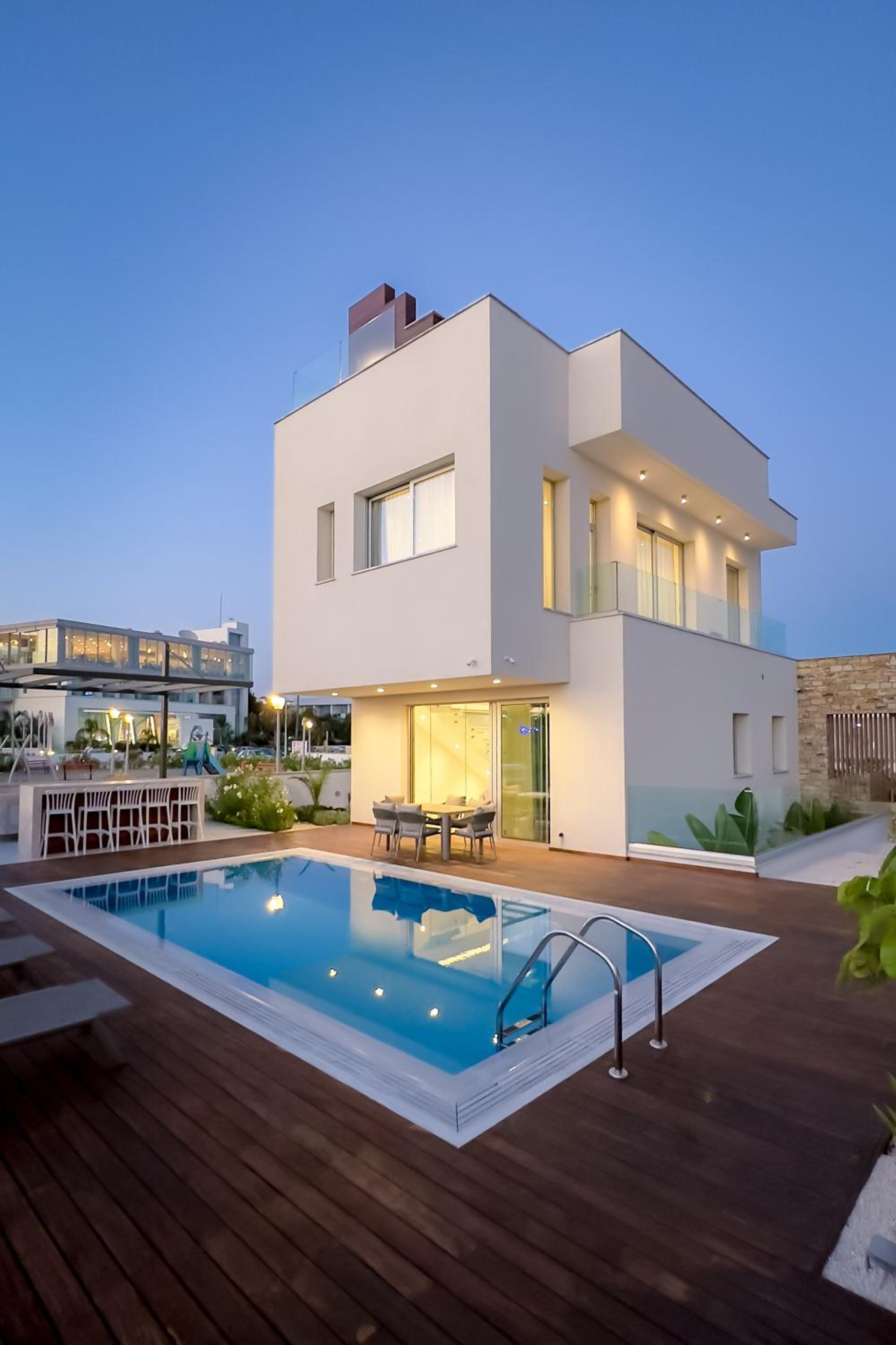 Hotel City Napa Seaview Villas - Image 1