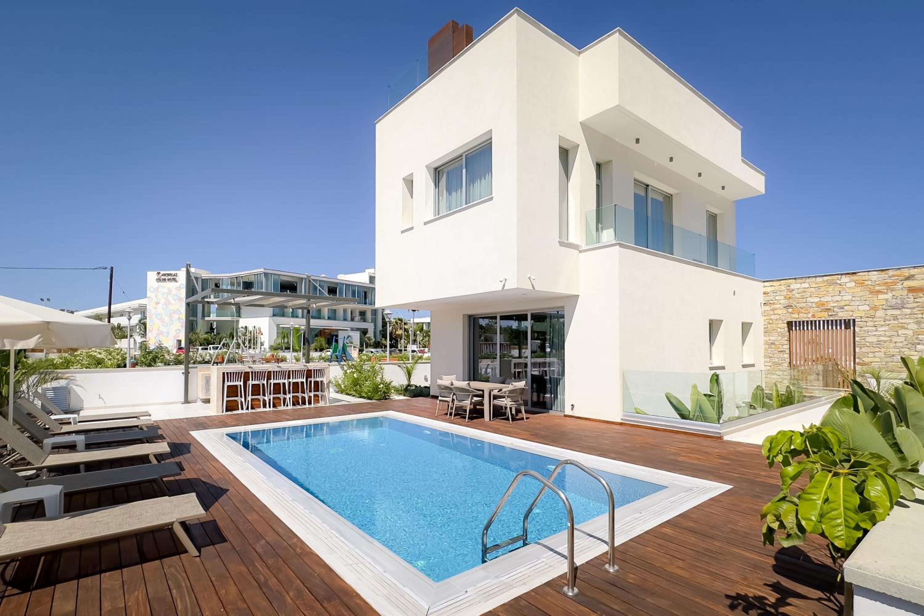 City Napa Seaview Villas