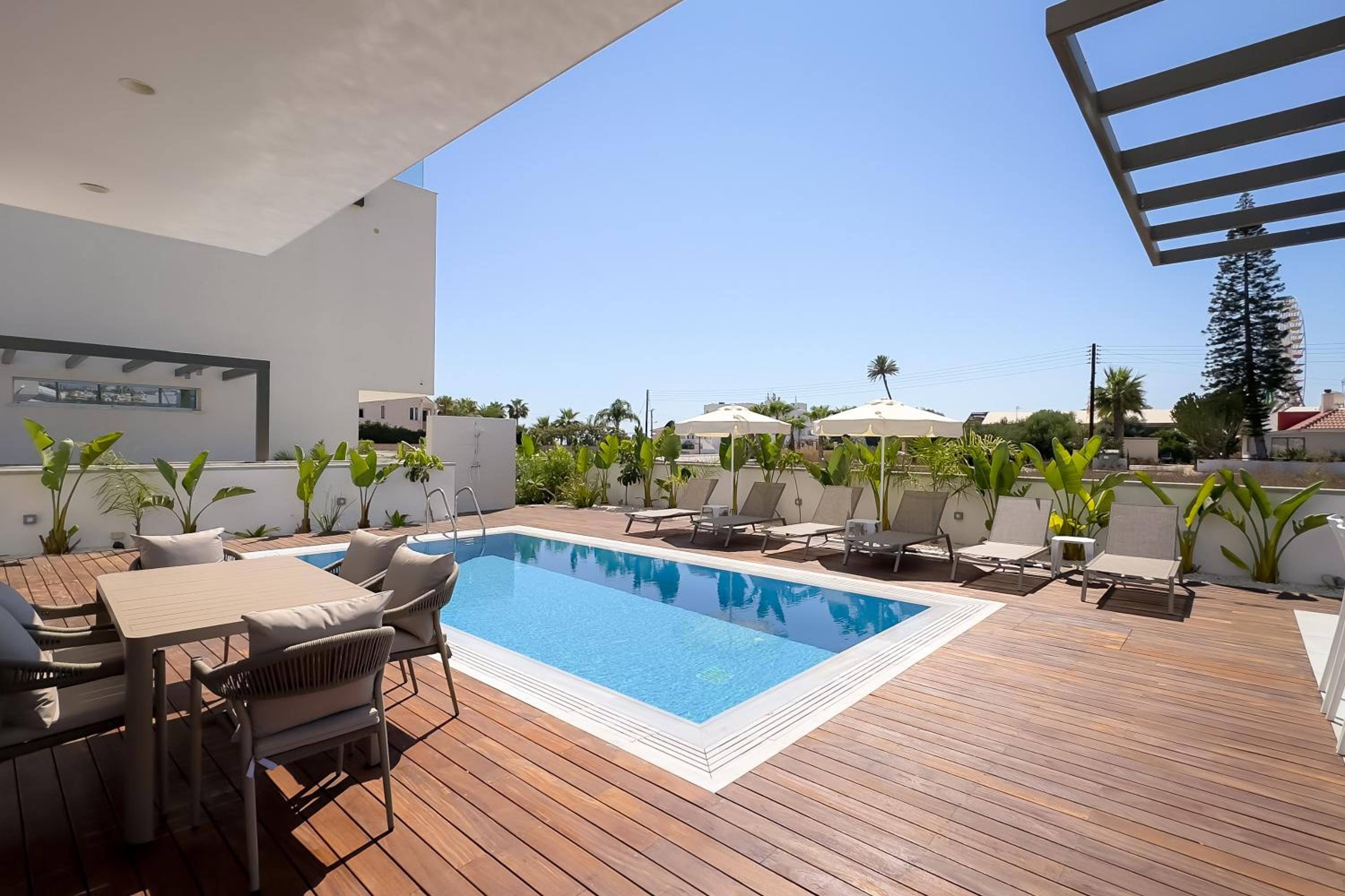 City Napa Seaview Villas
