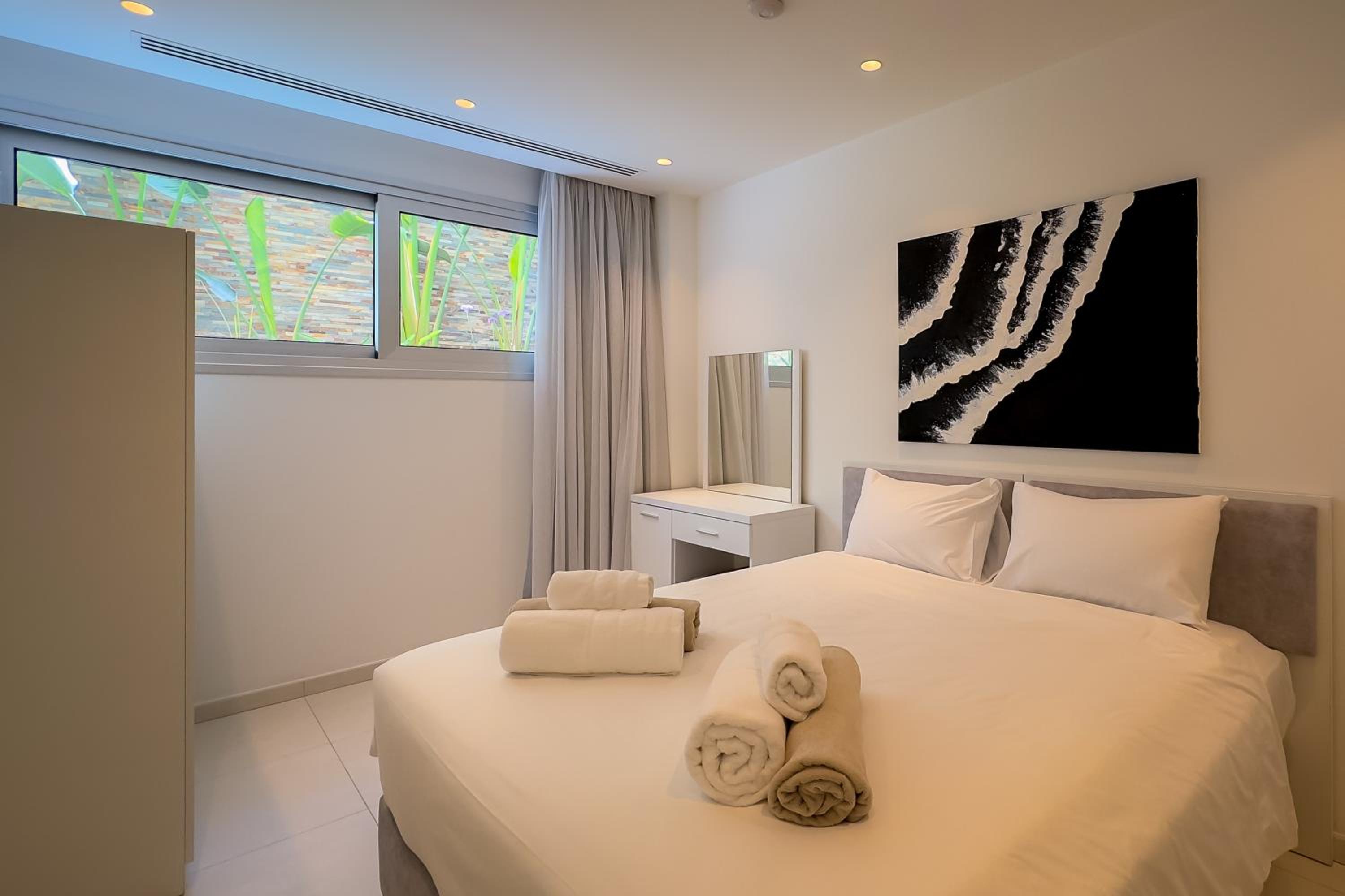 City Napa Seaview Villas