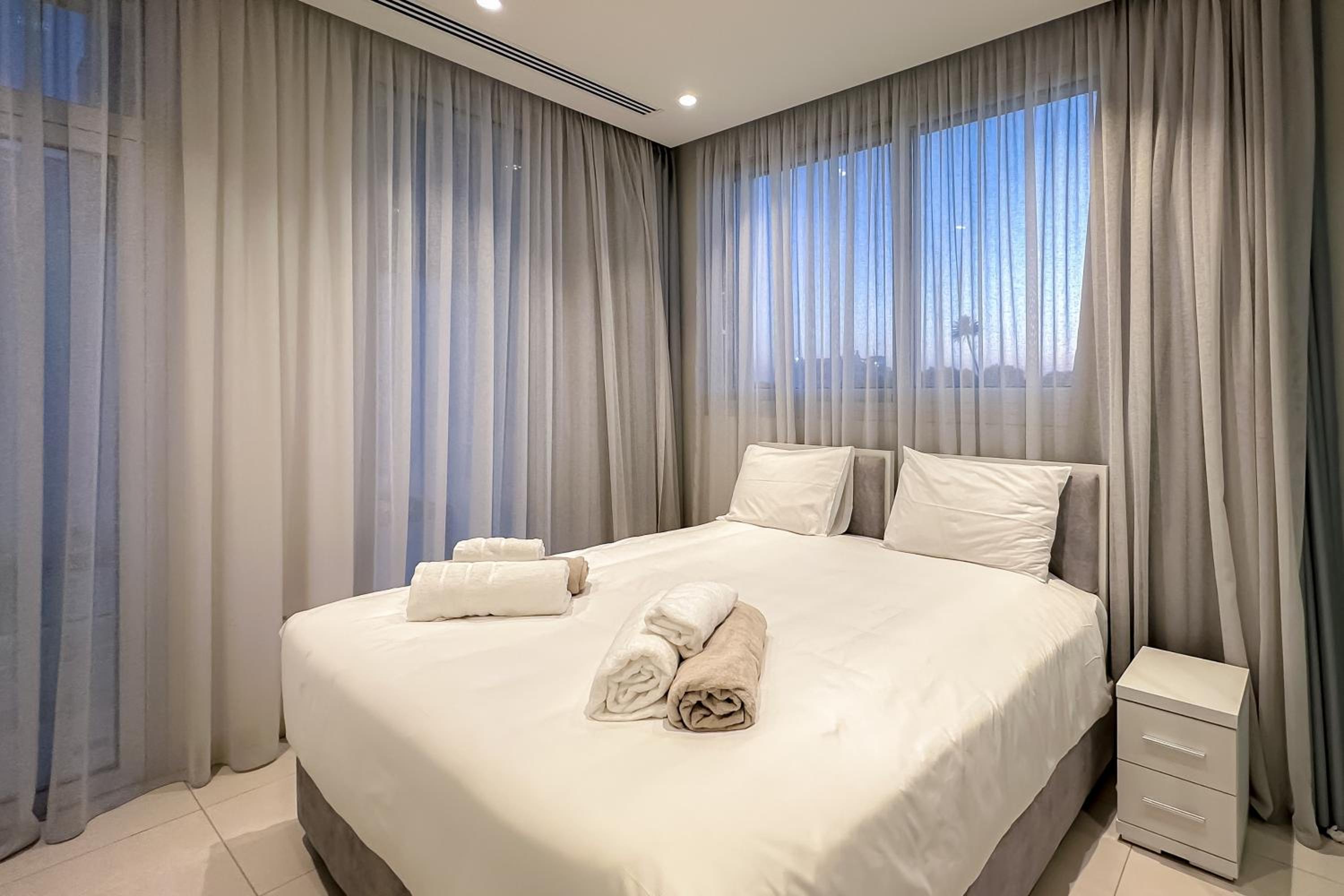 City Napa Seaview Villas