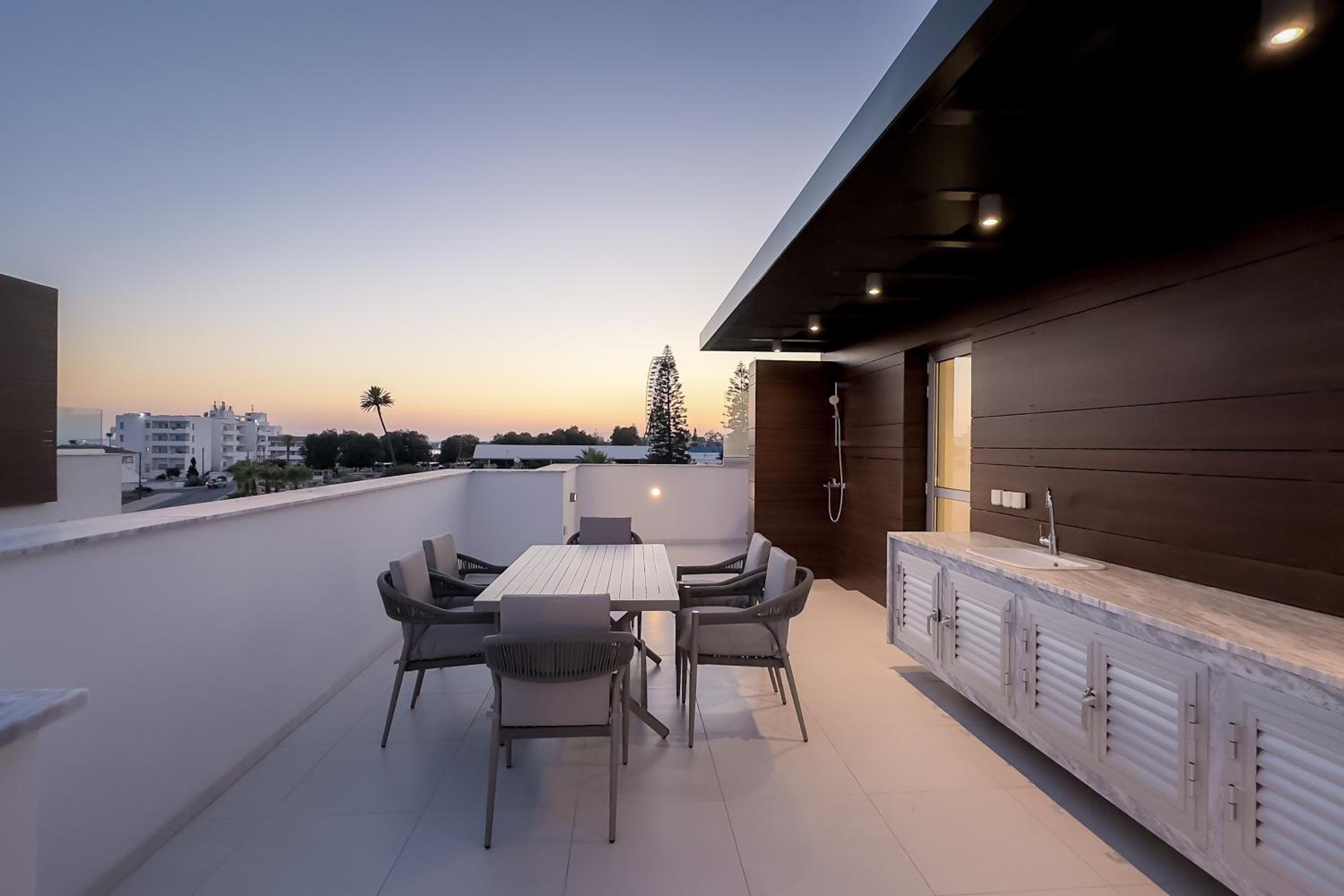 City Napa Seaview Villas