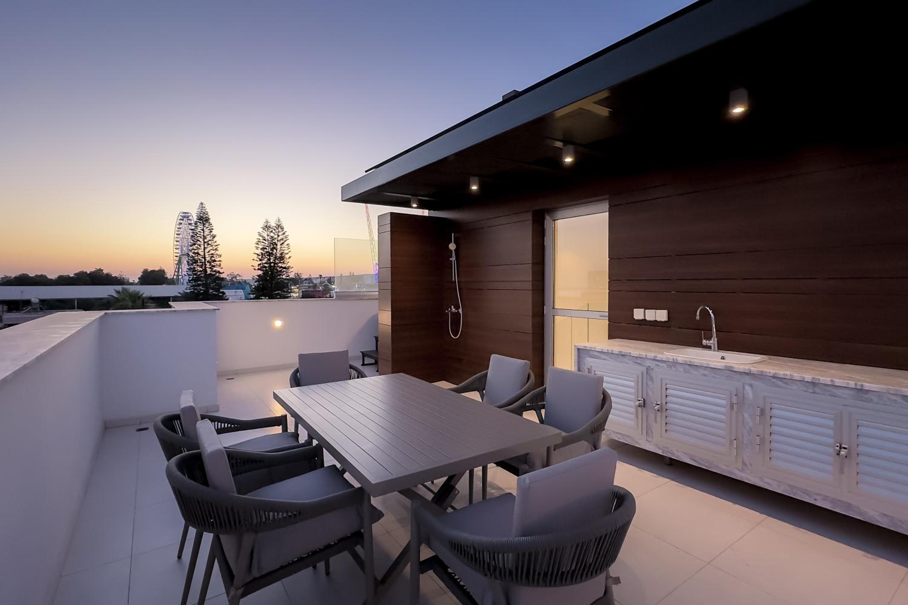 City Napa Seaview Villas