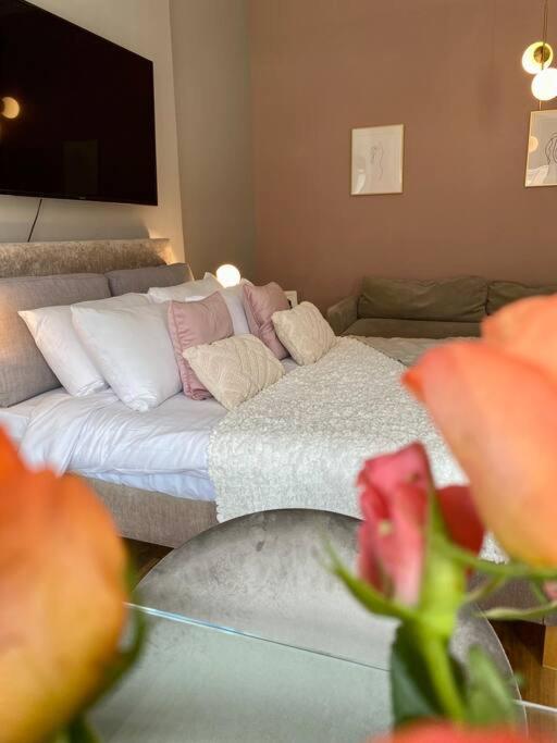 Studio for 3 near Regents Park n5