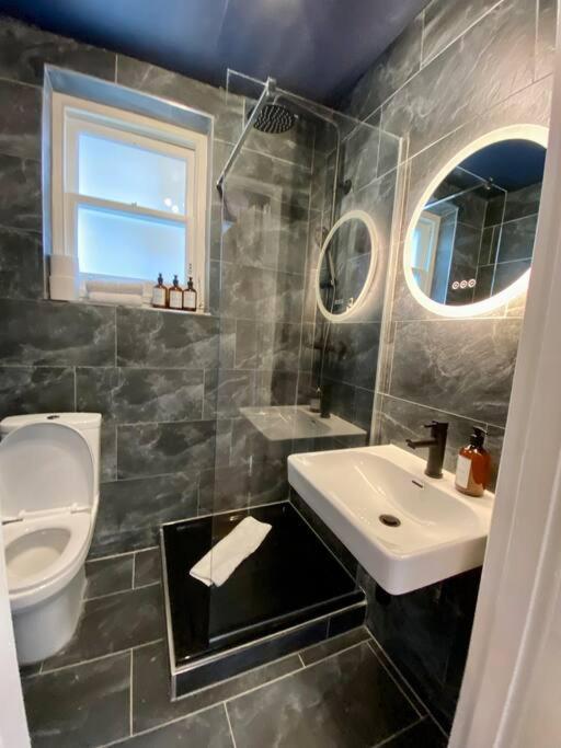 Studio for 3 near Regents Park n5