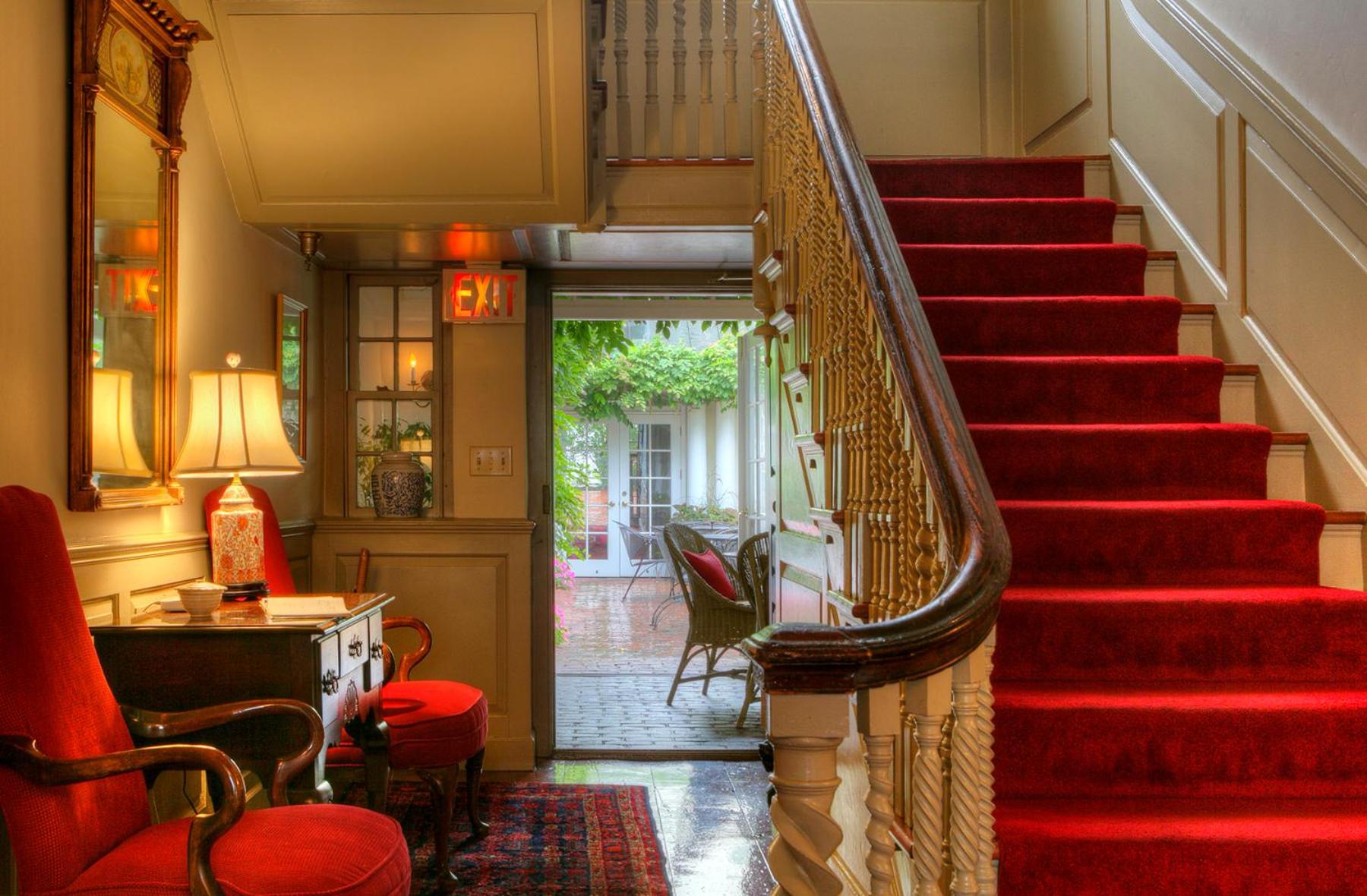 Francis Malbone House view 2