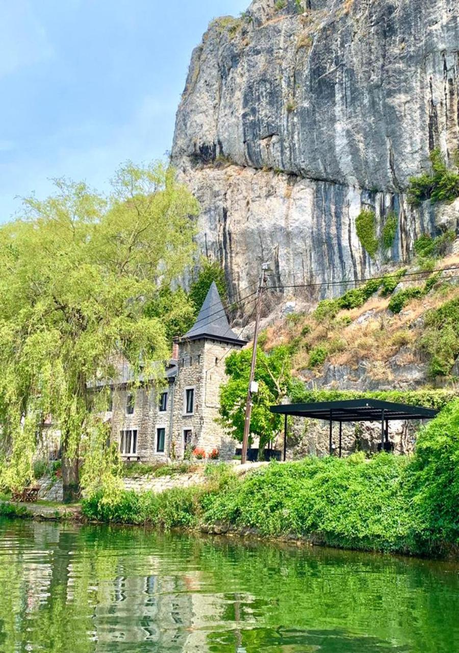 Pieds dans l'eau Private Wellness Bordure de Meuse