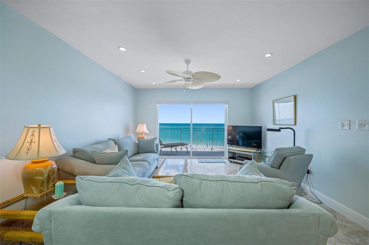 Oceanfront View of Madeira Beach, Steps to the Beach - Madeira Norte Condo view 3