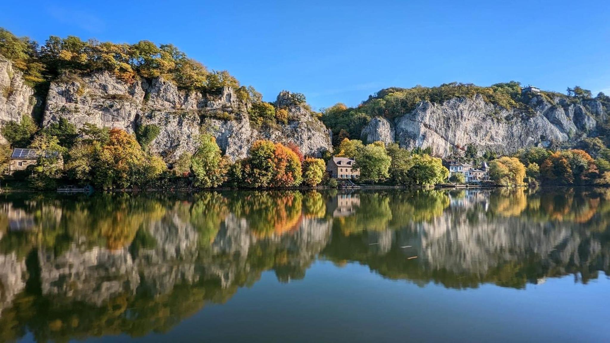 Pieds dans l'eau Private Wellness Bordure de Meuse