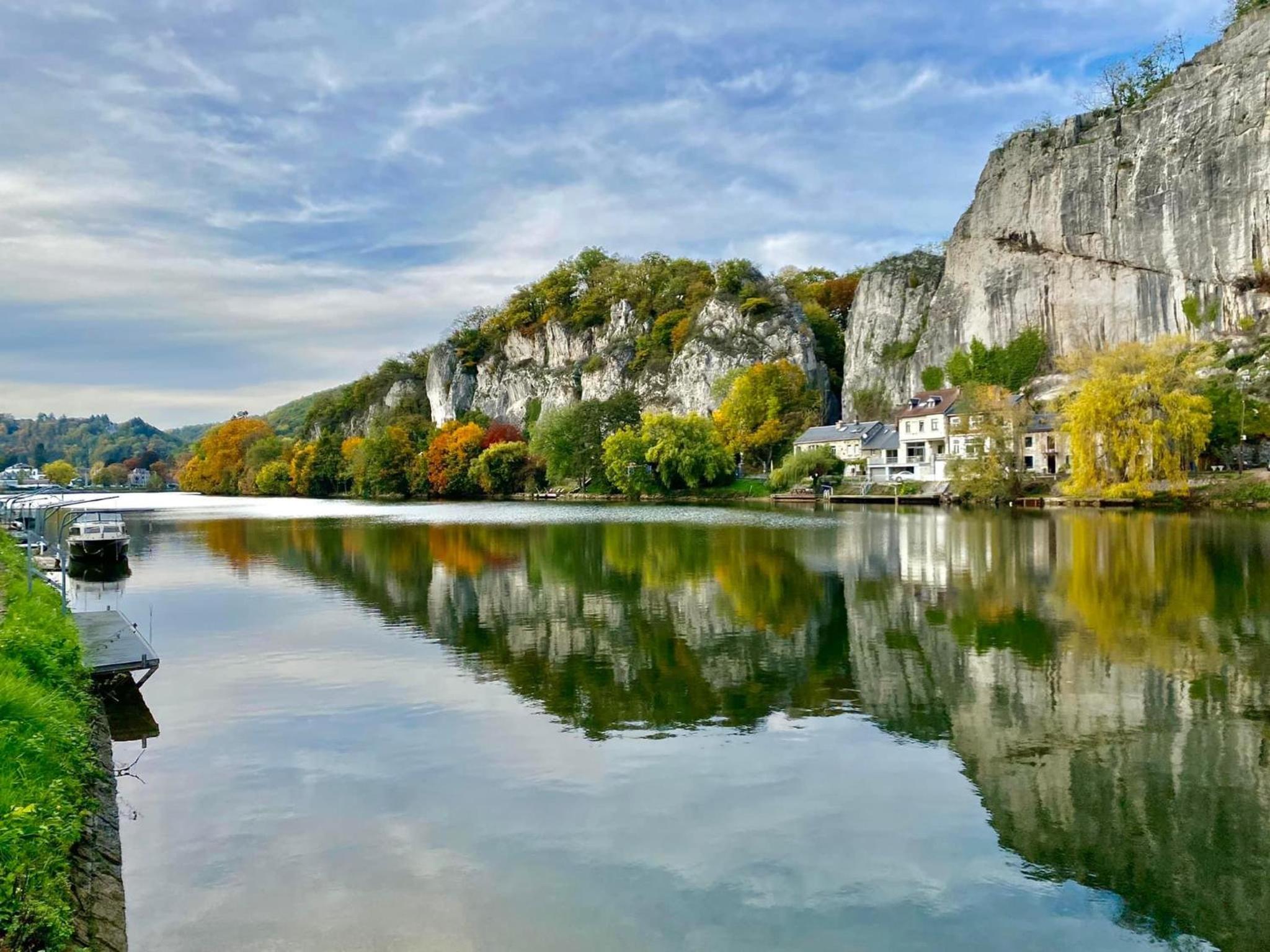 Pieds dans l'eau Private Wellness Bordure de Meuse