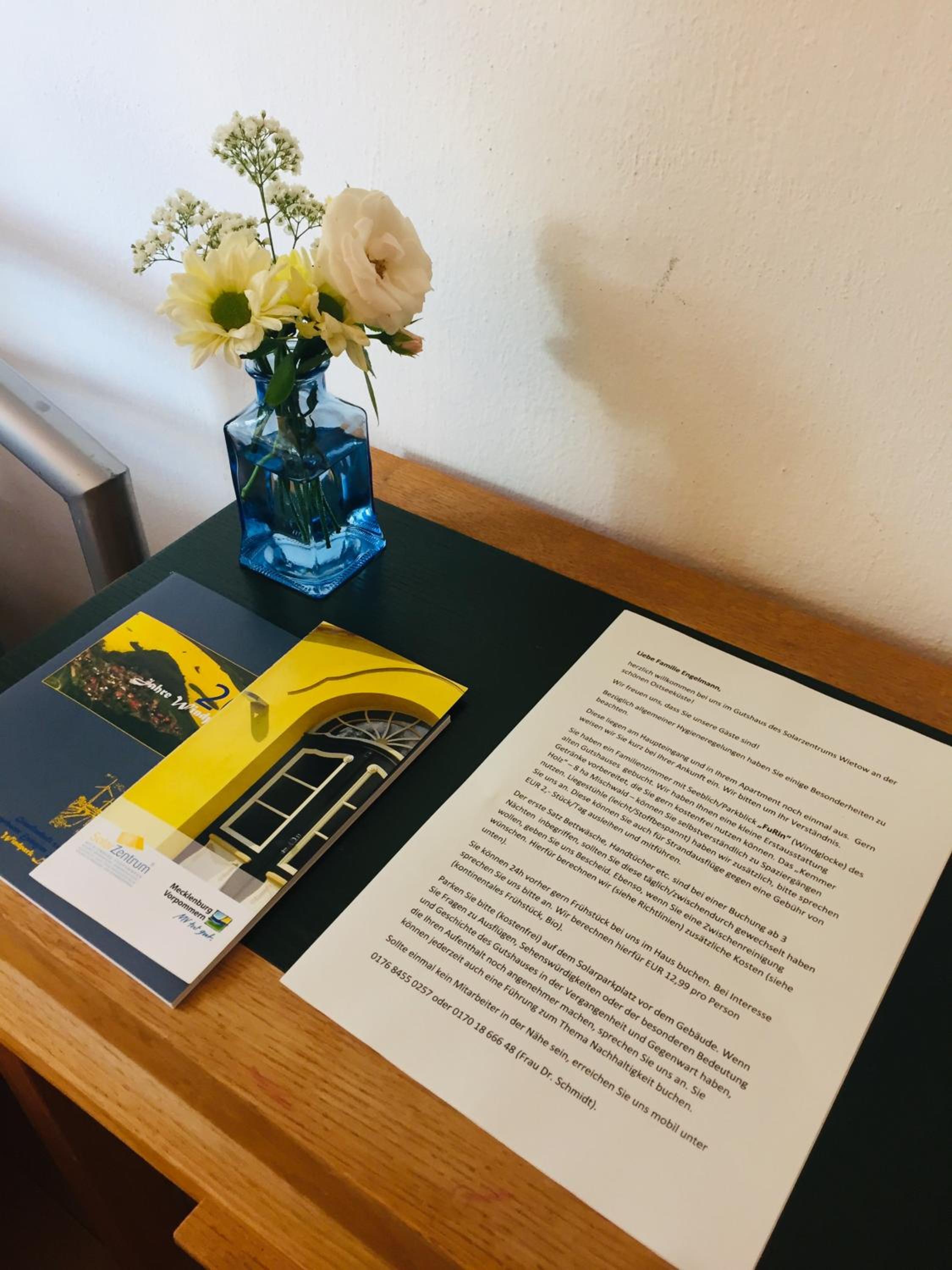 Photo 77