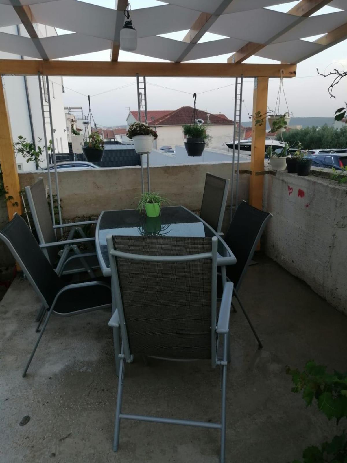 Apartmani Laštro