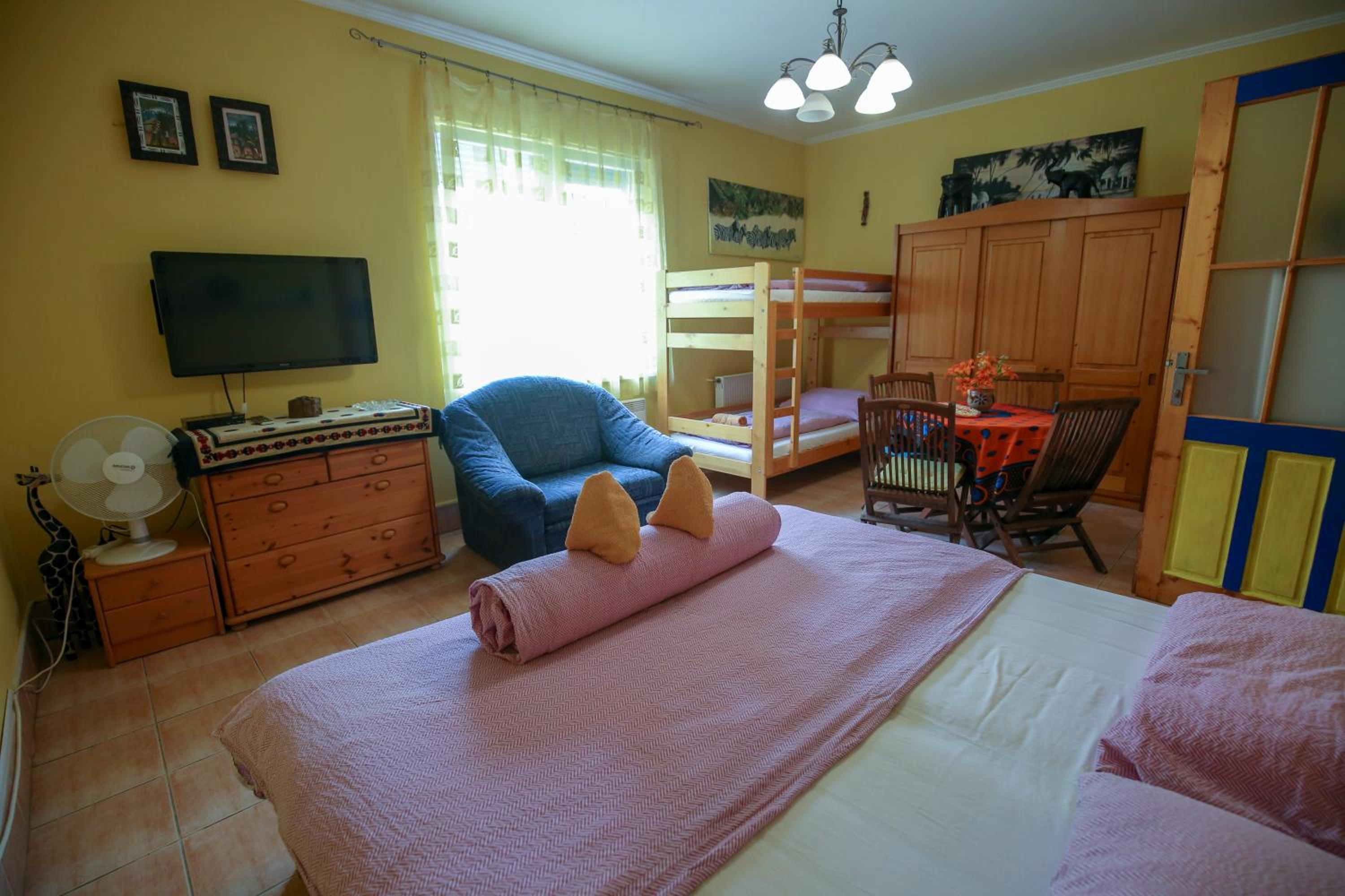 Photo 43