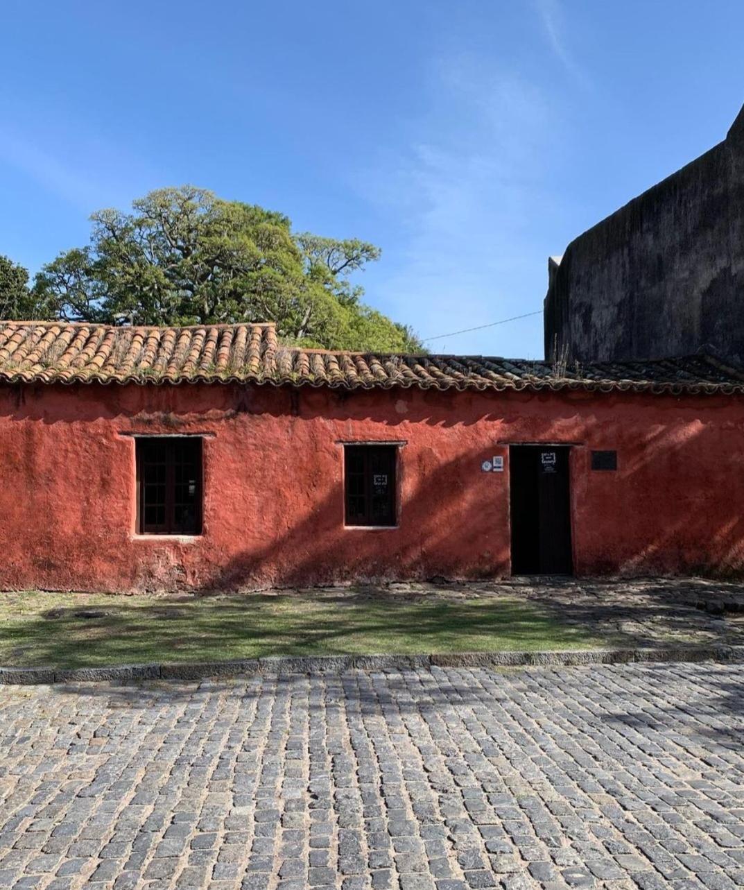 LA ESTANCIA HOSTEL COLONIA