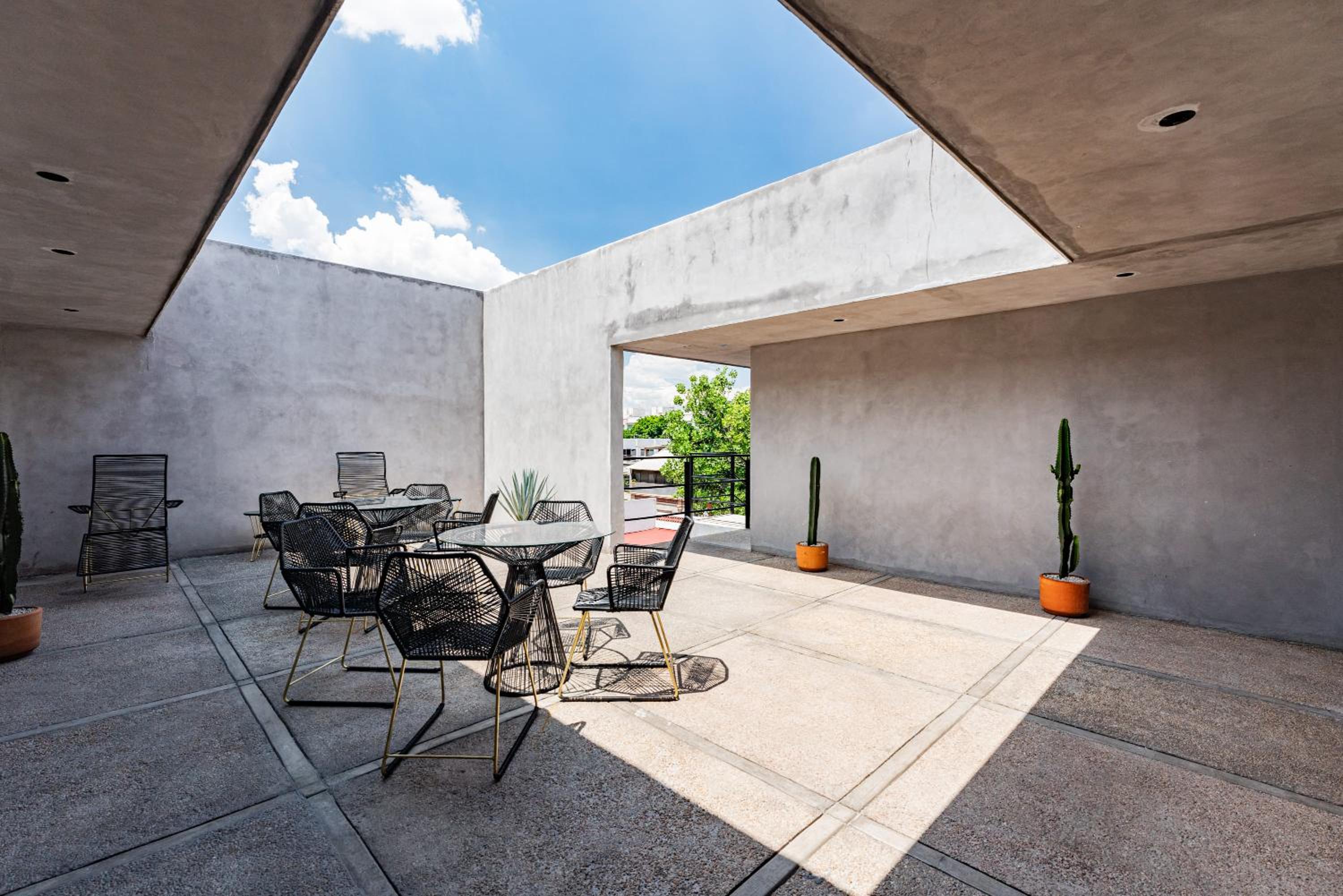Santa Ma la Ribera Apartments by VH view 4
